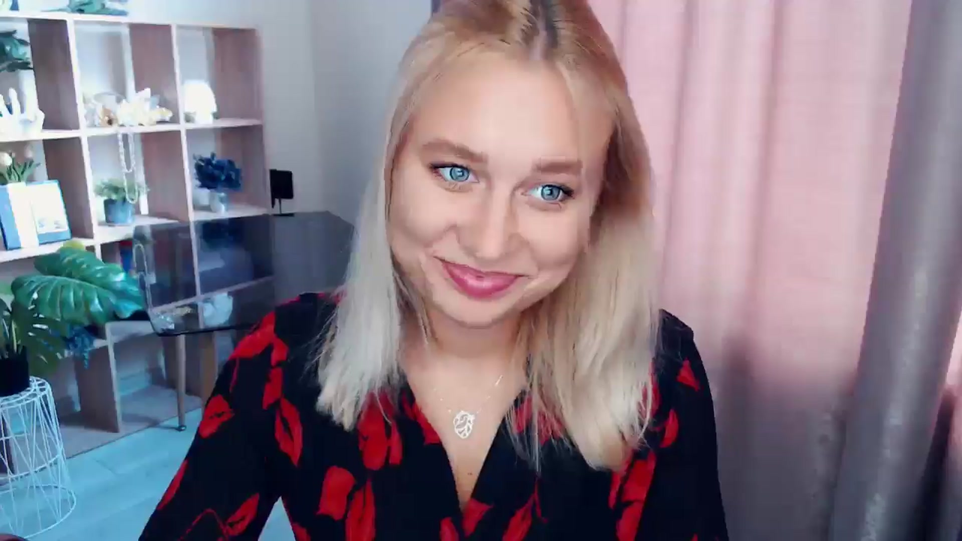 Gallery image thumbnail from Kukla_kolduna's myfreecams stream on, 10/11/2025, 11:43 image 13 of 20