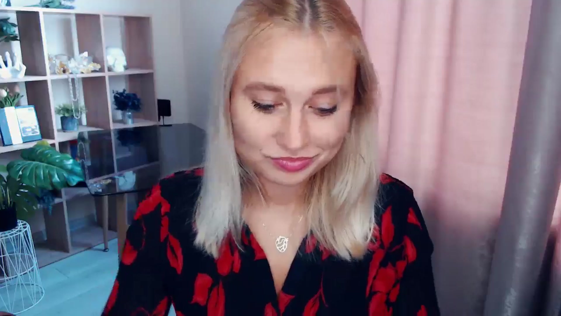 Gallery image thumbnail from Kukla_kolduna's myfreecams stream on, 10/11/2025, 11:43 image 18 of 20