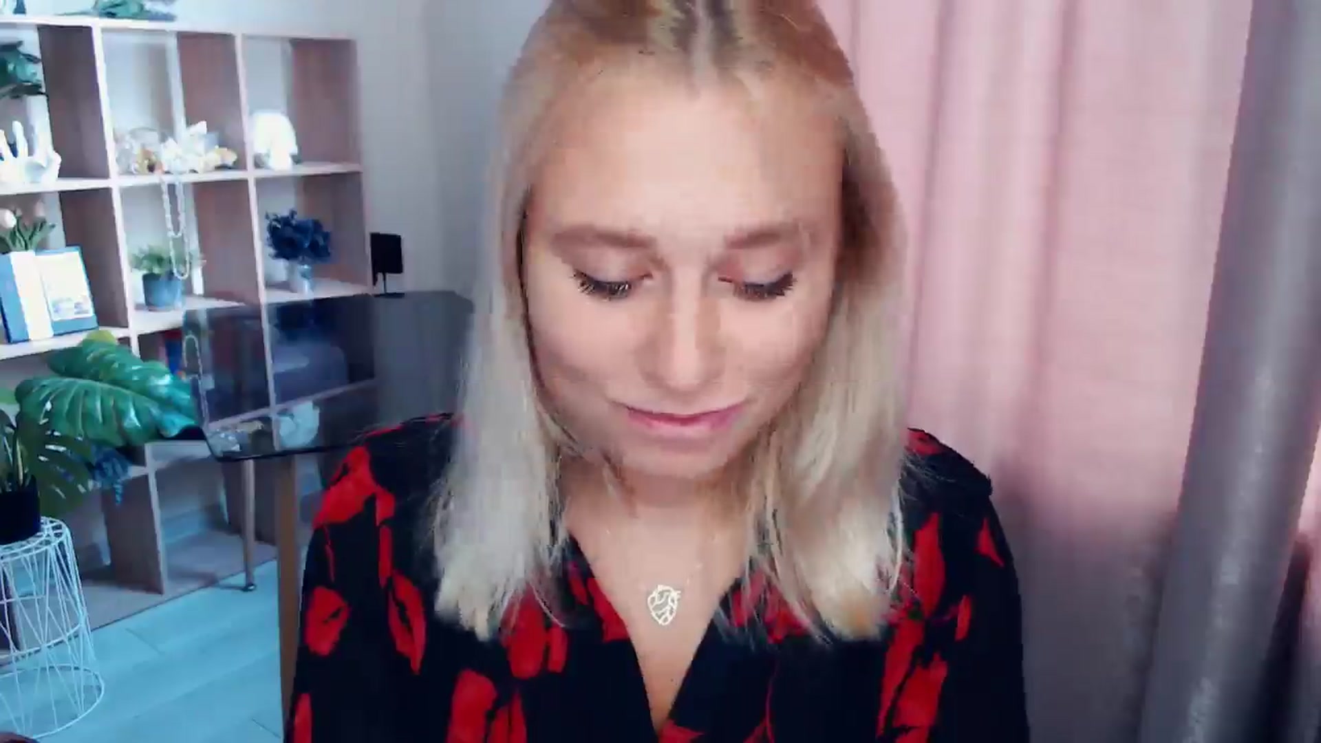 Gallery image thumbnail from Kukla_kolduna's myfreecams stream on, 10/11/2025, 11:43 image 14 of 20