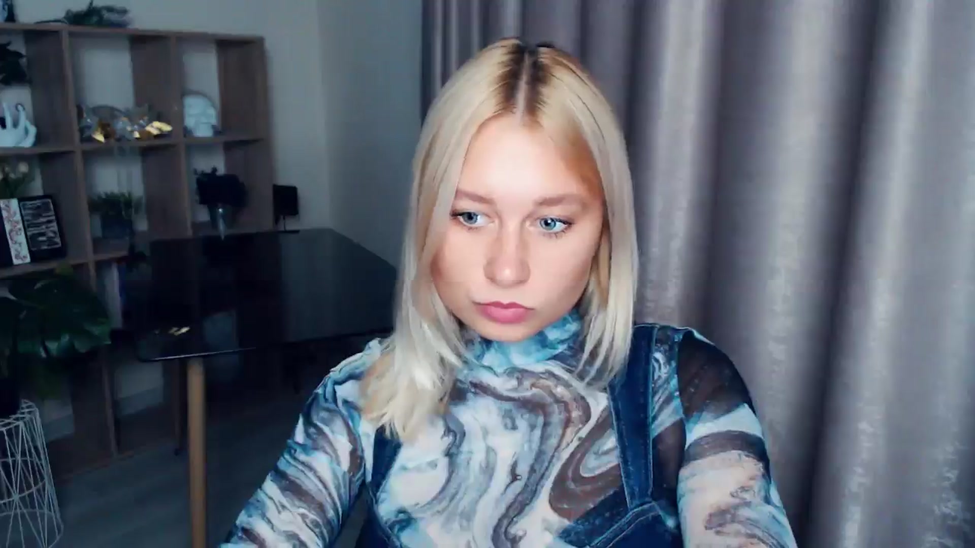 Gallery image thumbnail from Kukla_kolduna's myfreecams stream on, 10/12/2025, 18:00 image 9 of 20