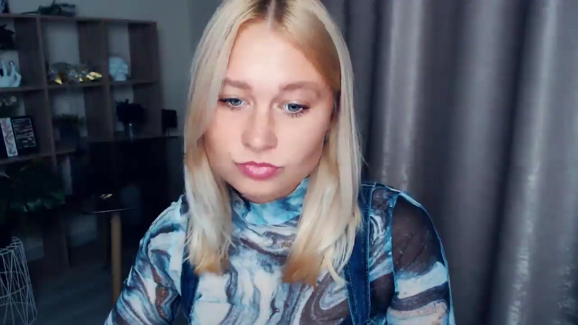 Gallery image thumbnail from Kukla_kolduna's myfreecams stream on, 10/12/2025, 18:00 image 12 of 20