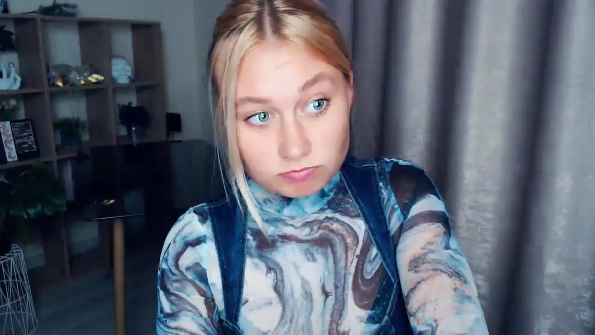 Gallery image thumbnail from Kukla_kolduna's myfreecams stream on, 10/12/2025, 18:00 image 19 of 20