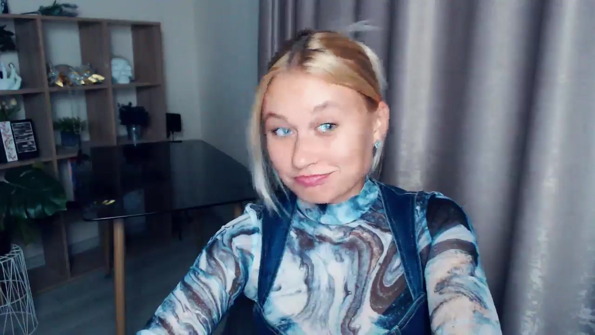 Gallery image thumbnail from Kukla_kolduna's myfreecams stream on, 10/12/2025, 18:00 image 18 of 20