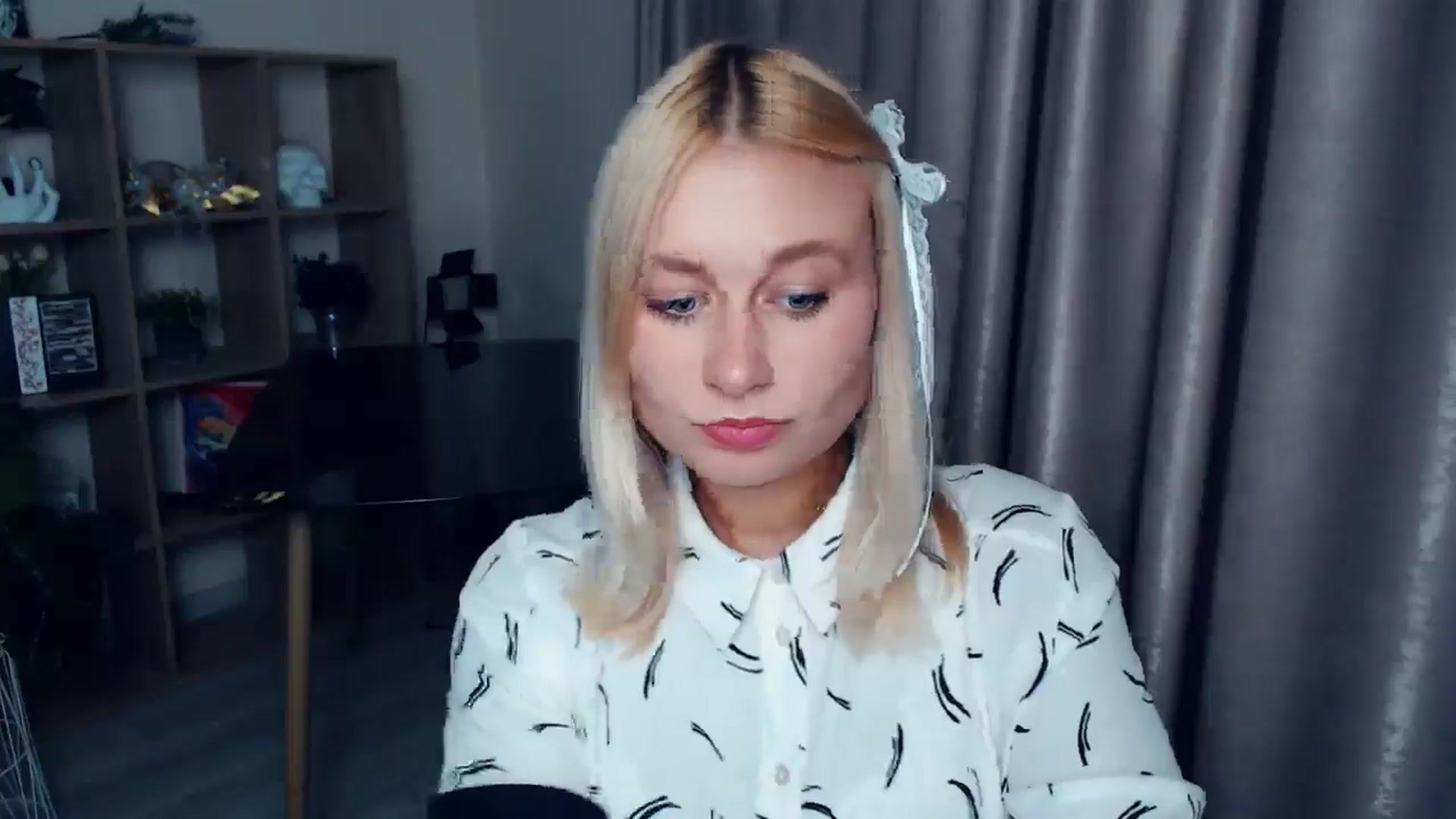 Gallery image thumbnail from Kukla_kolduna's myfreecams stream on, 10/15/2025, 17:04 image 18 of 20