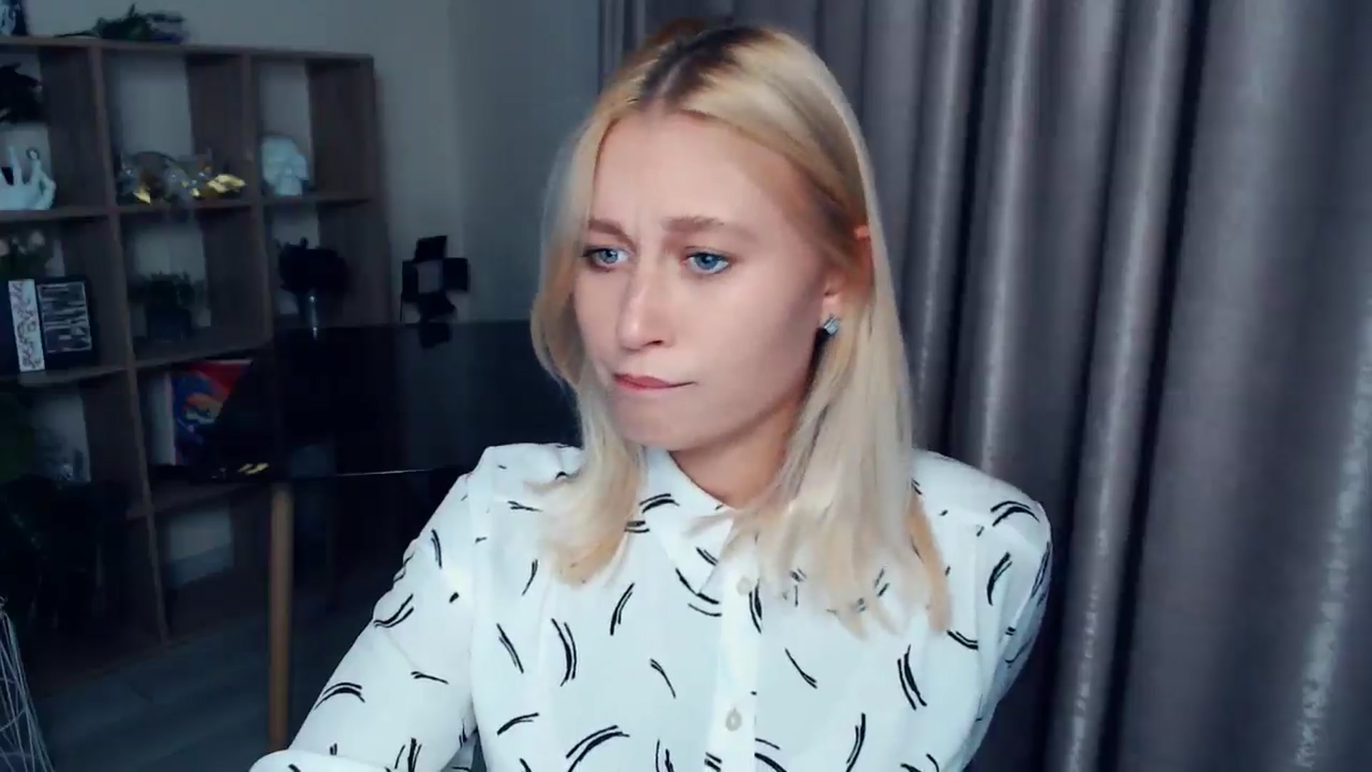Gallery image thumbnail from Kukla_kolduna's myfreecams stream on, 10/15/2025, 17:38 image 9 of 20