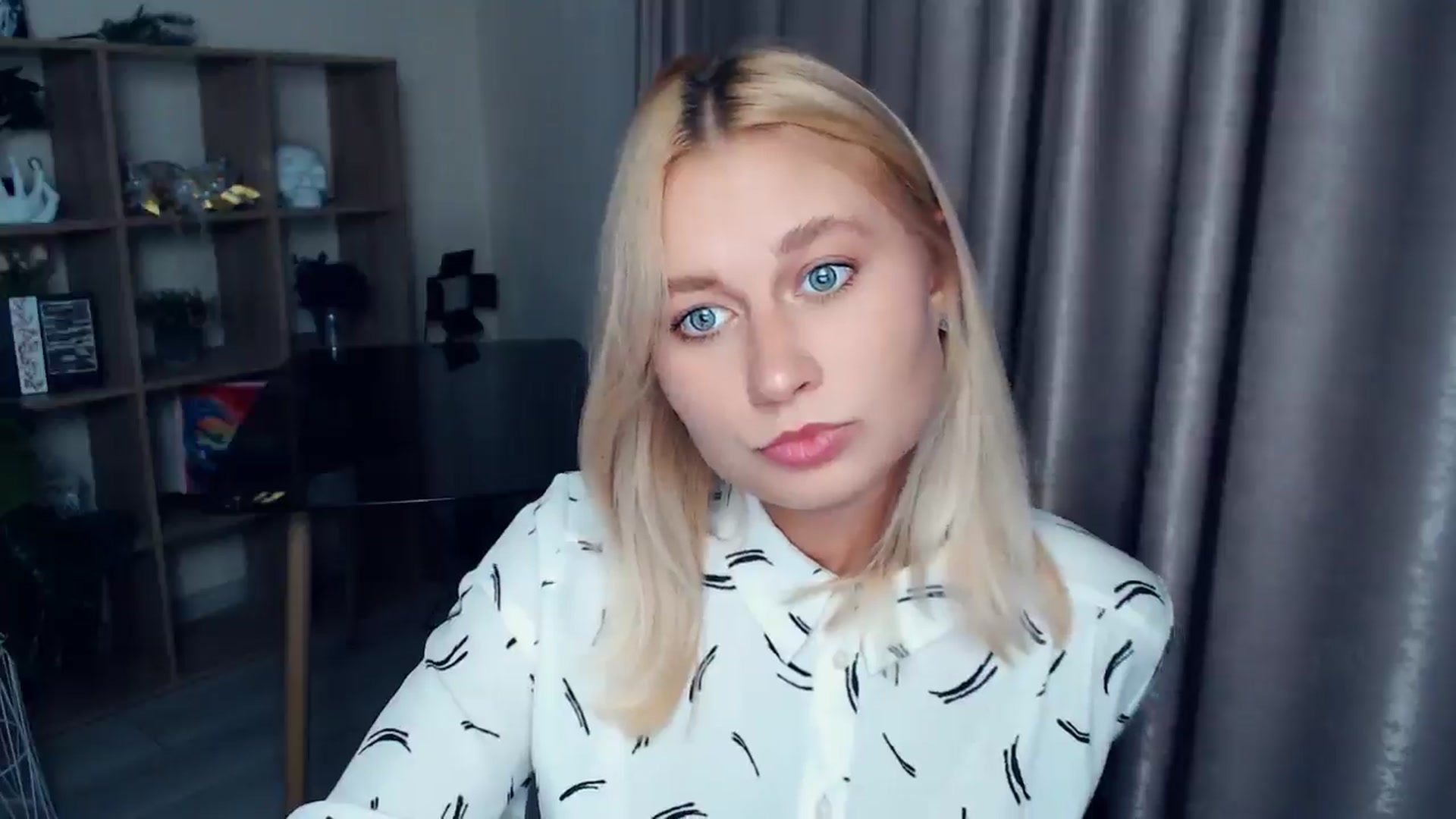 Gallery image thumbnail from Kukla_kolduna's myfreecams stream on, 10/15/2025, 17:38 image 10 of 20