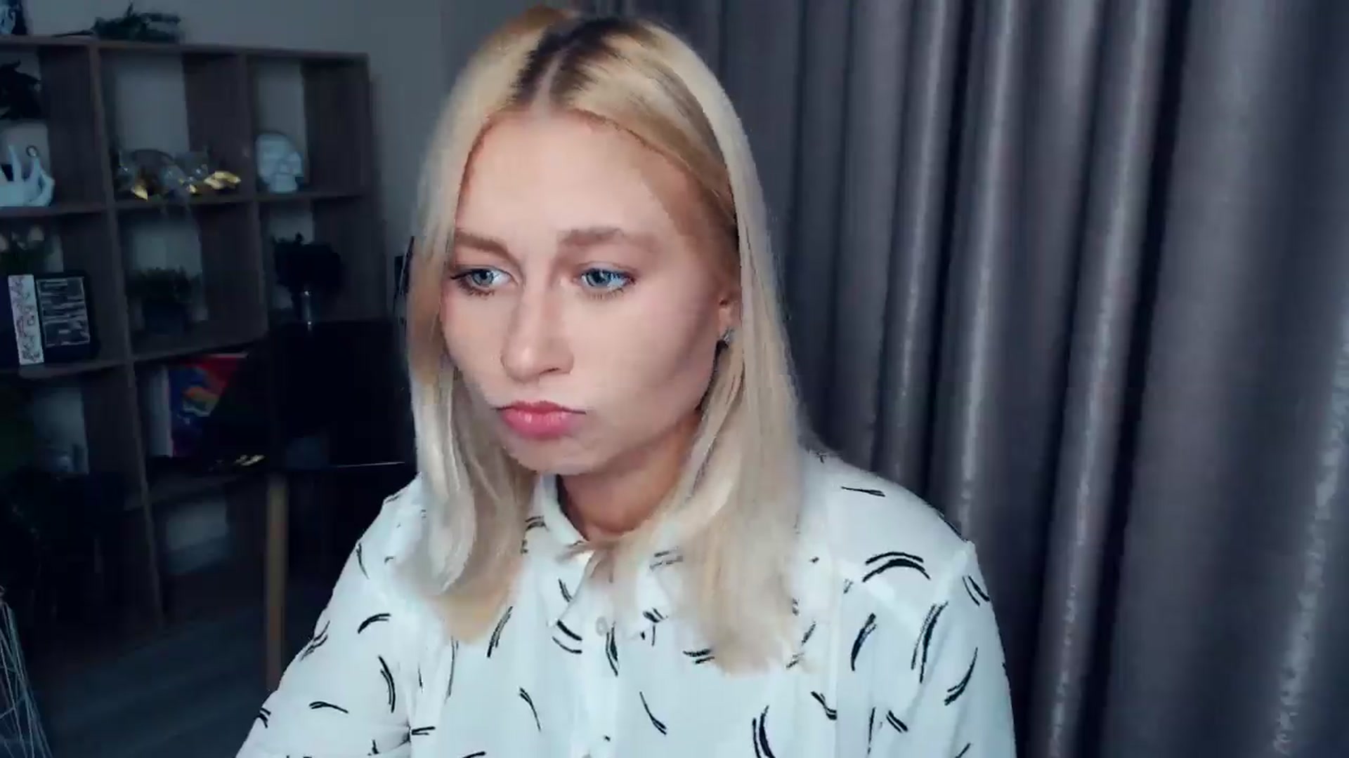 Gallery image thumbnail from Kukla_kolduna's myfreecams stream on, 10/15/2025, 17:38 image 13 of 20