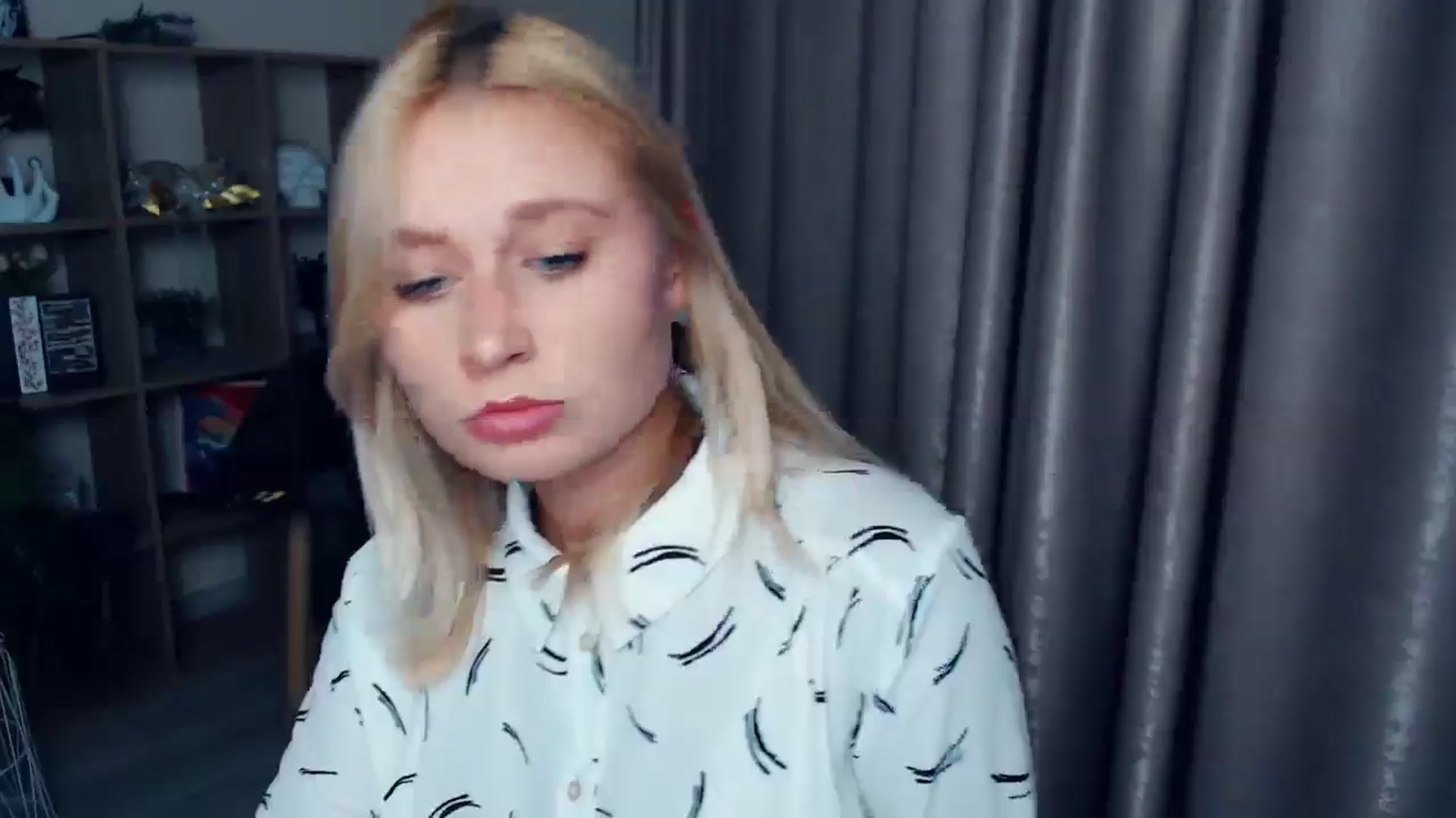 Gallery image thumbnail from Kukla_kolduna's myfreecams stream on, 10/15/2025, 17:38 image 11 of 20