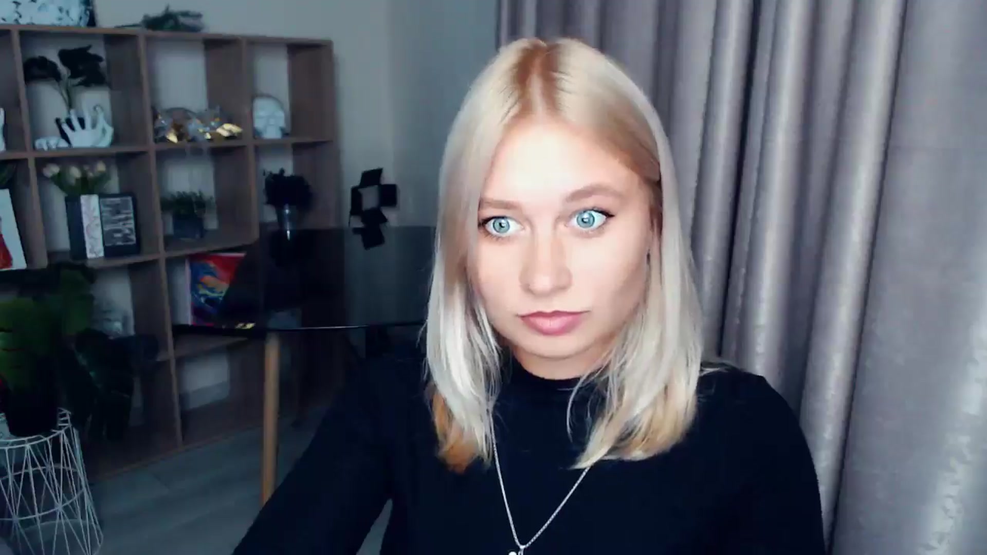 Gallery image thumbnail from Kukla_kolduna's myfreecams stream on, 10/16/2025, 16:23 image 18 of 20