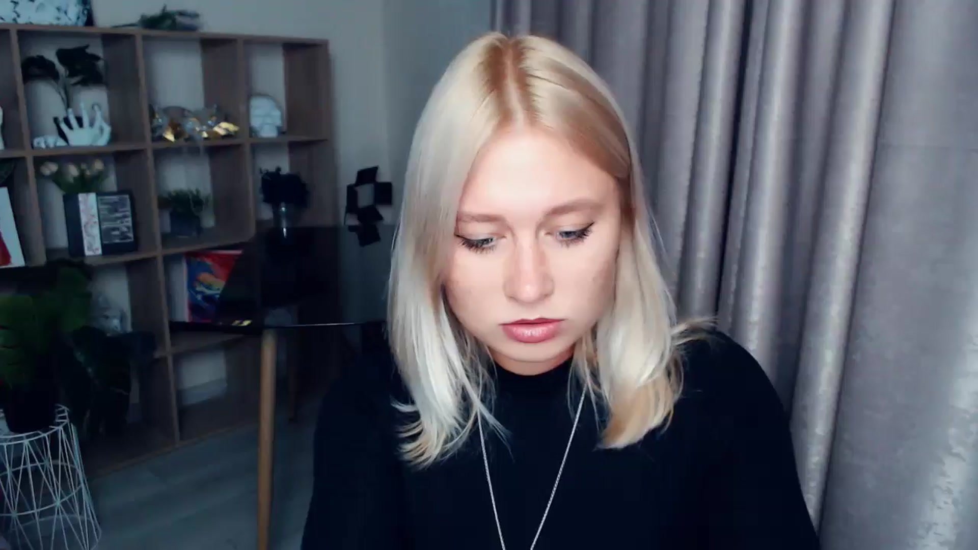 Gallery image thumbnail from Kukla_kolduna's myfreecams stream on, 10/16/2025, 16:23 image 4 of 20