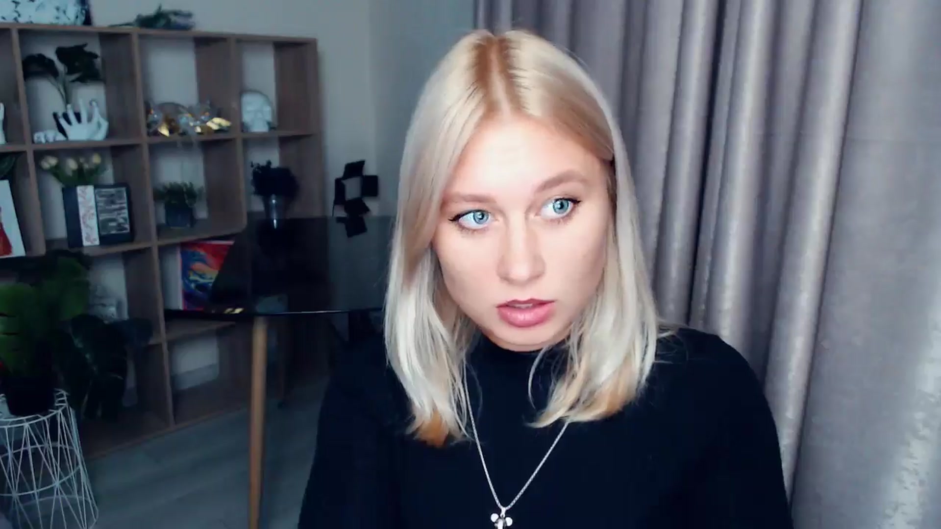 Gallery image thumbnail from Kukla_kolduna's myfreecams stream on, 10/16/2025, 16:23 image 15 of 20
