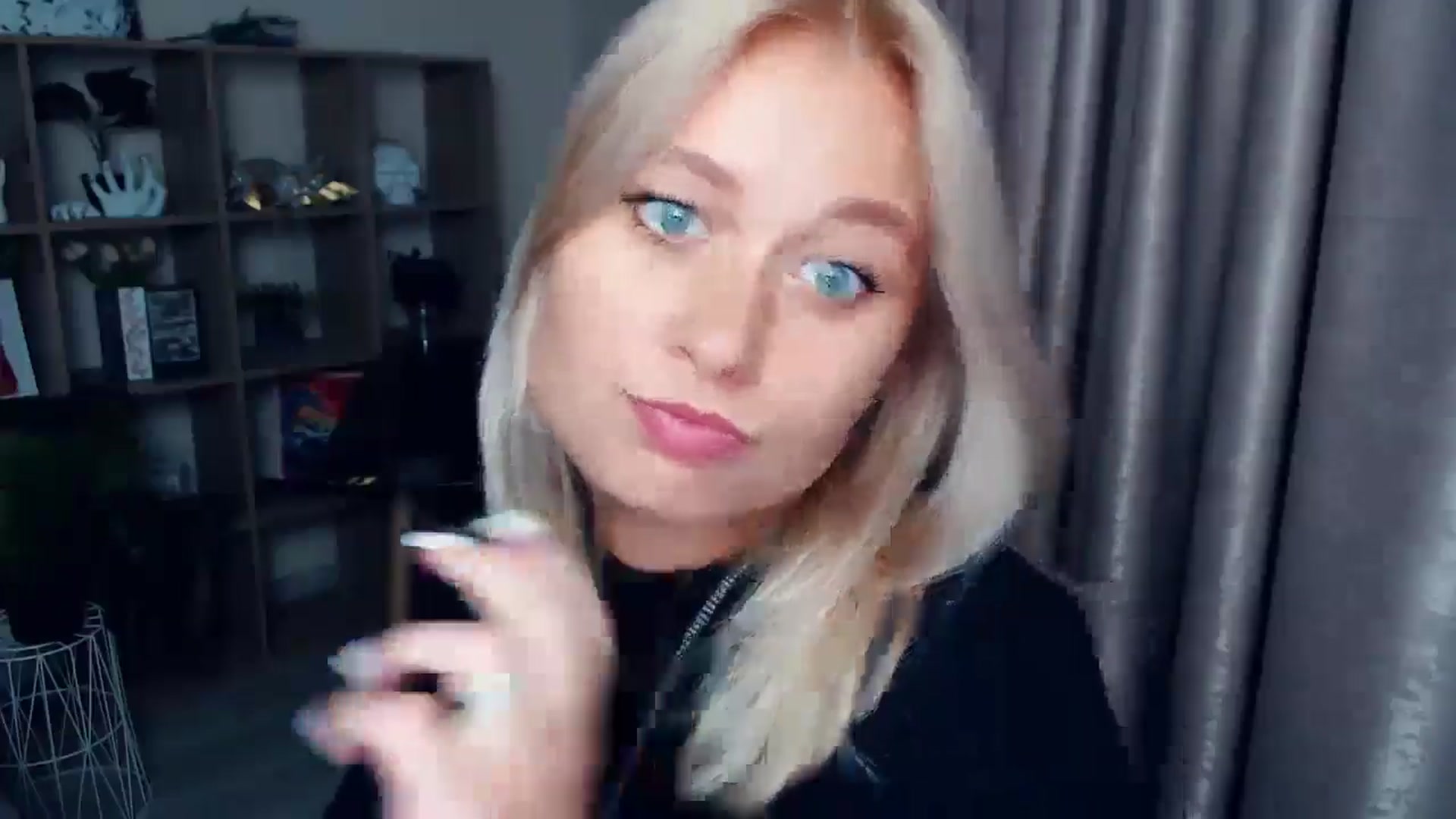 Gallery image thumbnail from Kukla_kolduna's myfreecams stream on, 10/16/2025, 18:06 image 4 of 20