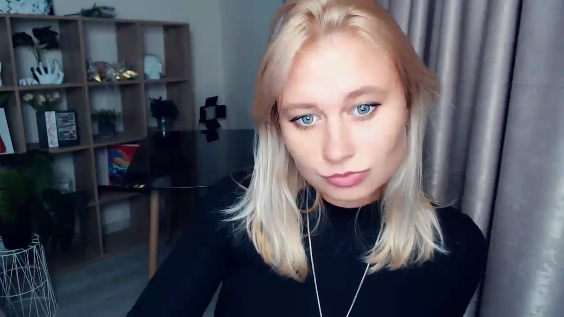 Gallery image thumbnail from Kukla_kolduna's myfreecams stream on, 10/16/2025, 18:06 image 5 of 20