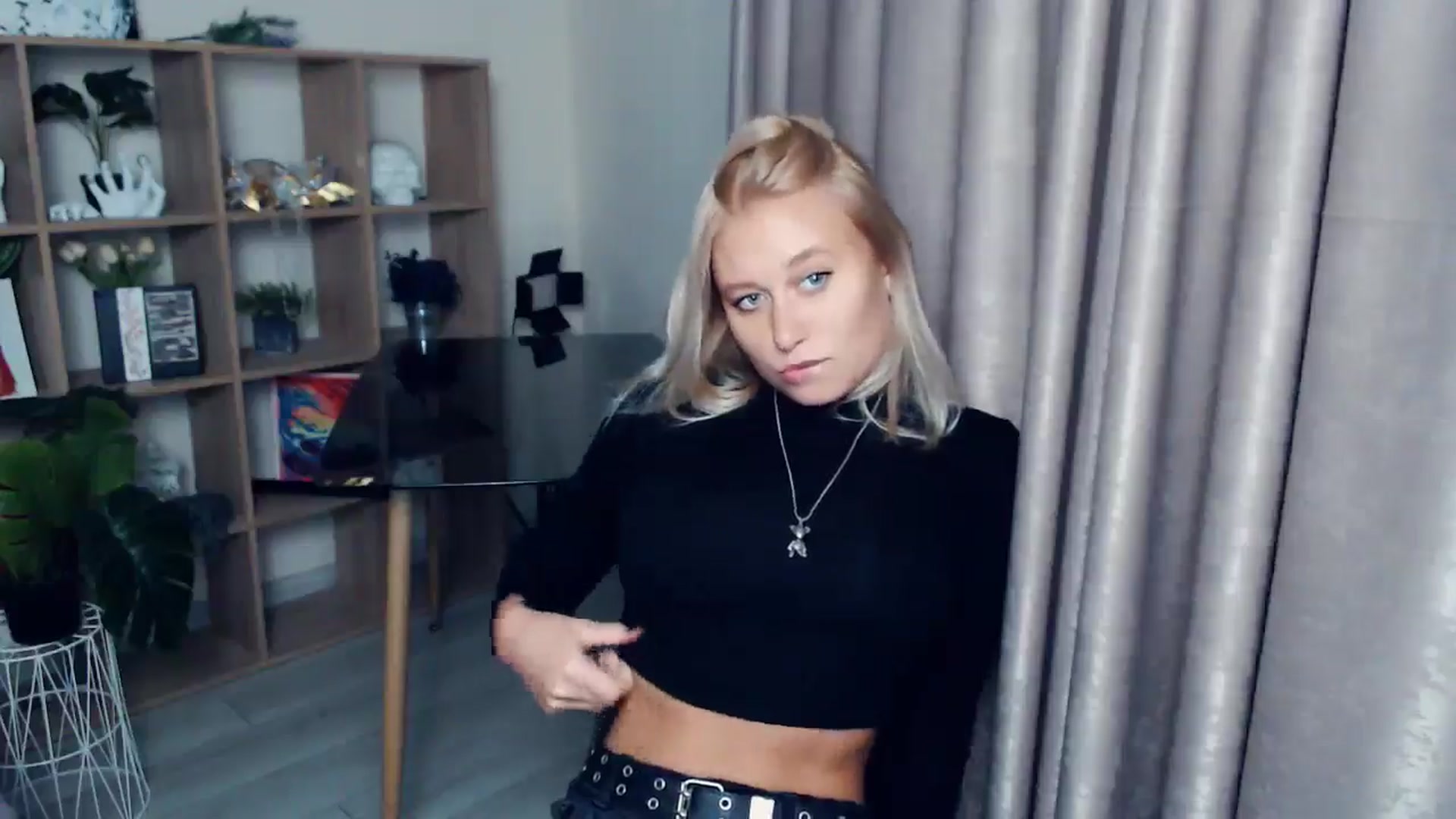 Gallery image thumbnail from Kukla_kolduna's myfreecams stream on, 10/16/2025, 18:06 image 11 of 20