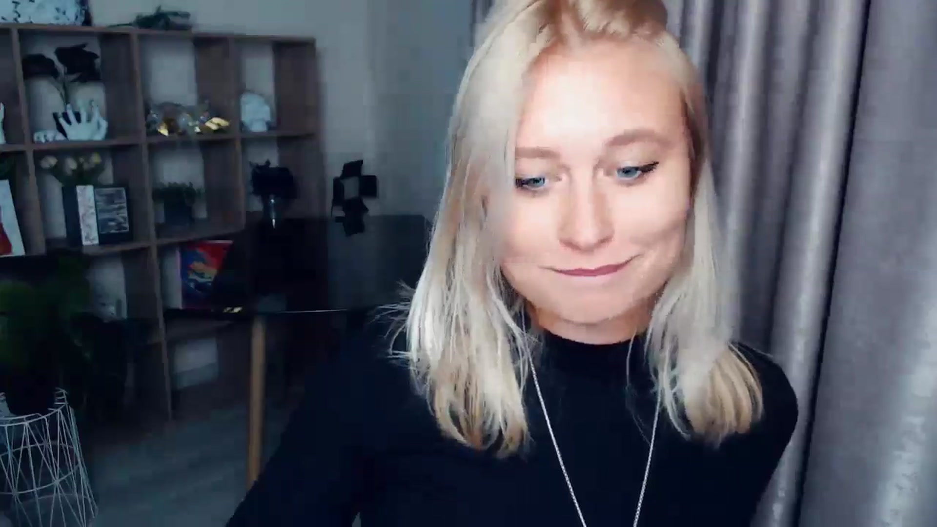 Gallery image thumbnail from Kukla_kolduna's myfreecams stream on, 10/16/2025, 18:06 image 3 of 20