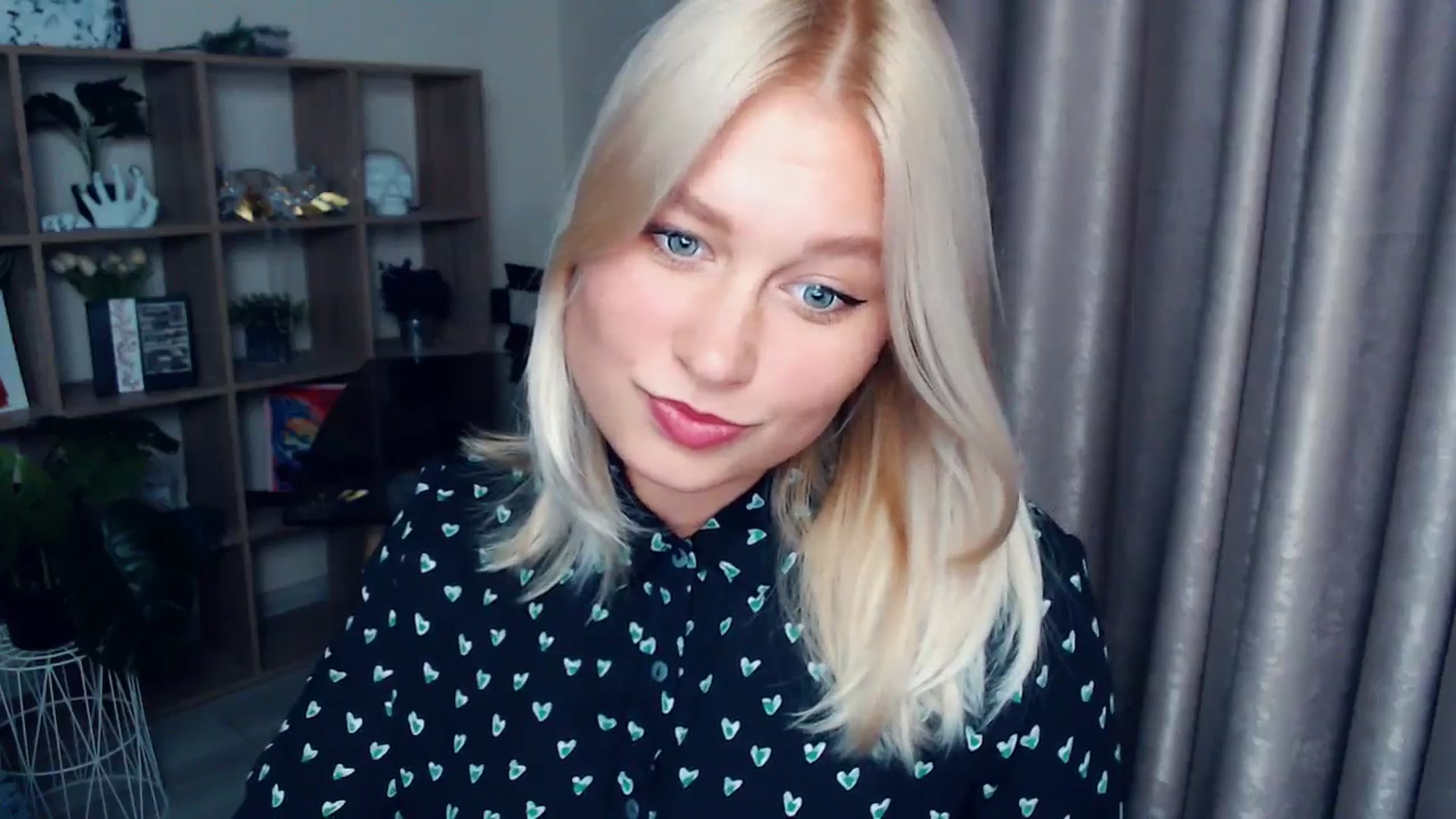 Gallery image thumbnail from Kukla_kolduna's myfreecams stream on, 10/17/2025, 16:35 image 4 of 20