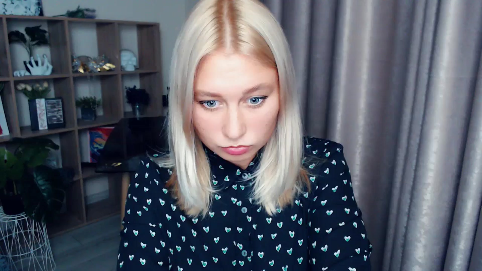 Gallery image thumbnail from Kukla_kolduna's myfreecams stream on, 10/17/2025, 16:35 image 13 of 20