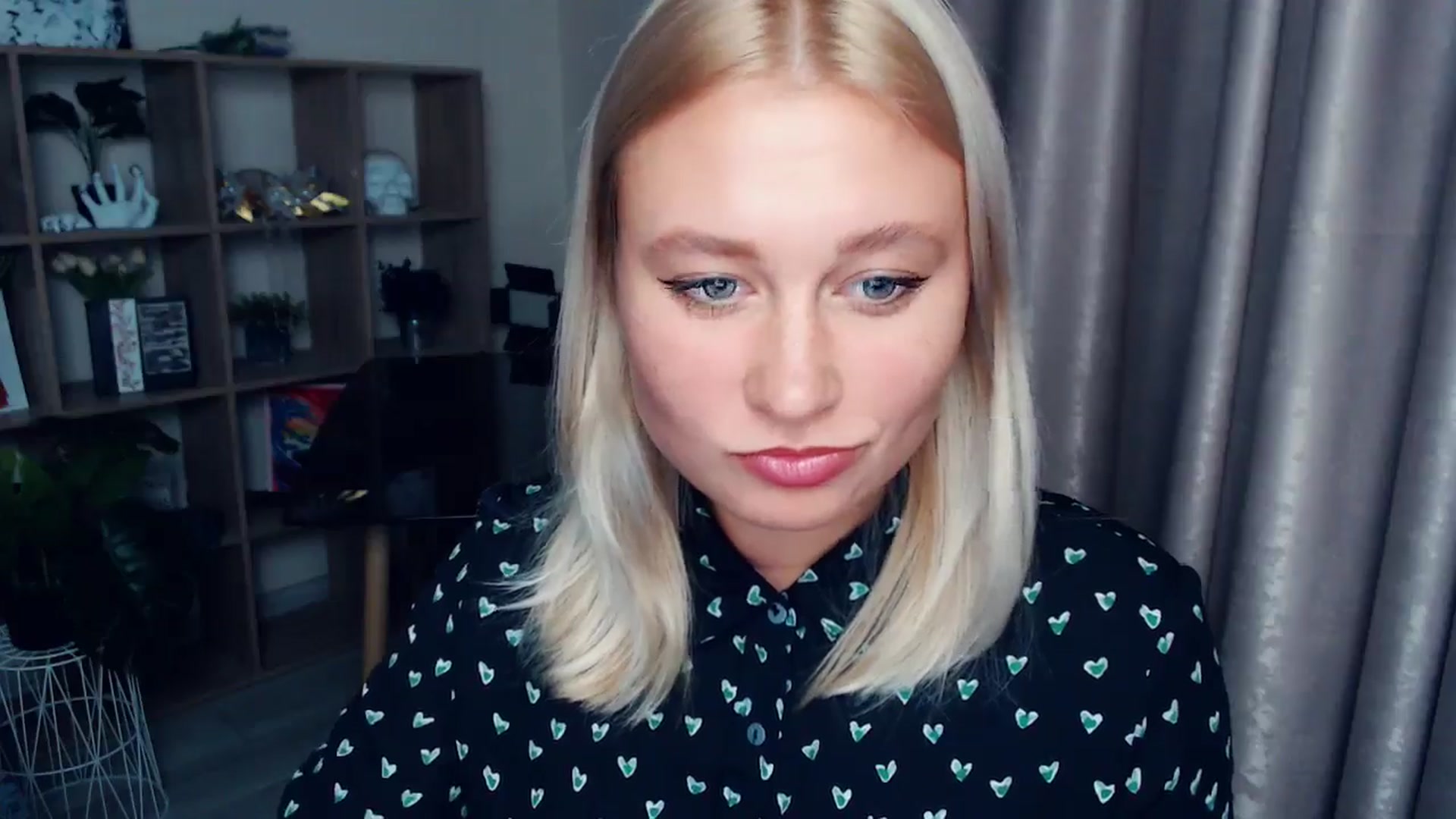 Gallery image thumbnail from Kukla_kolduna's myfreecams stream on, 10/17/2025, 16:35 image 3 of 20