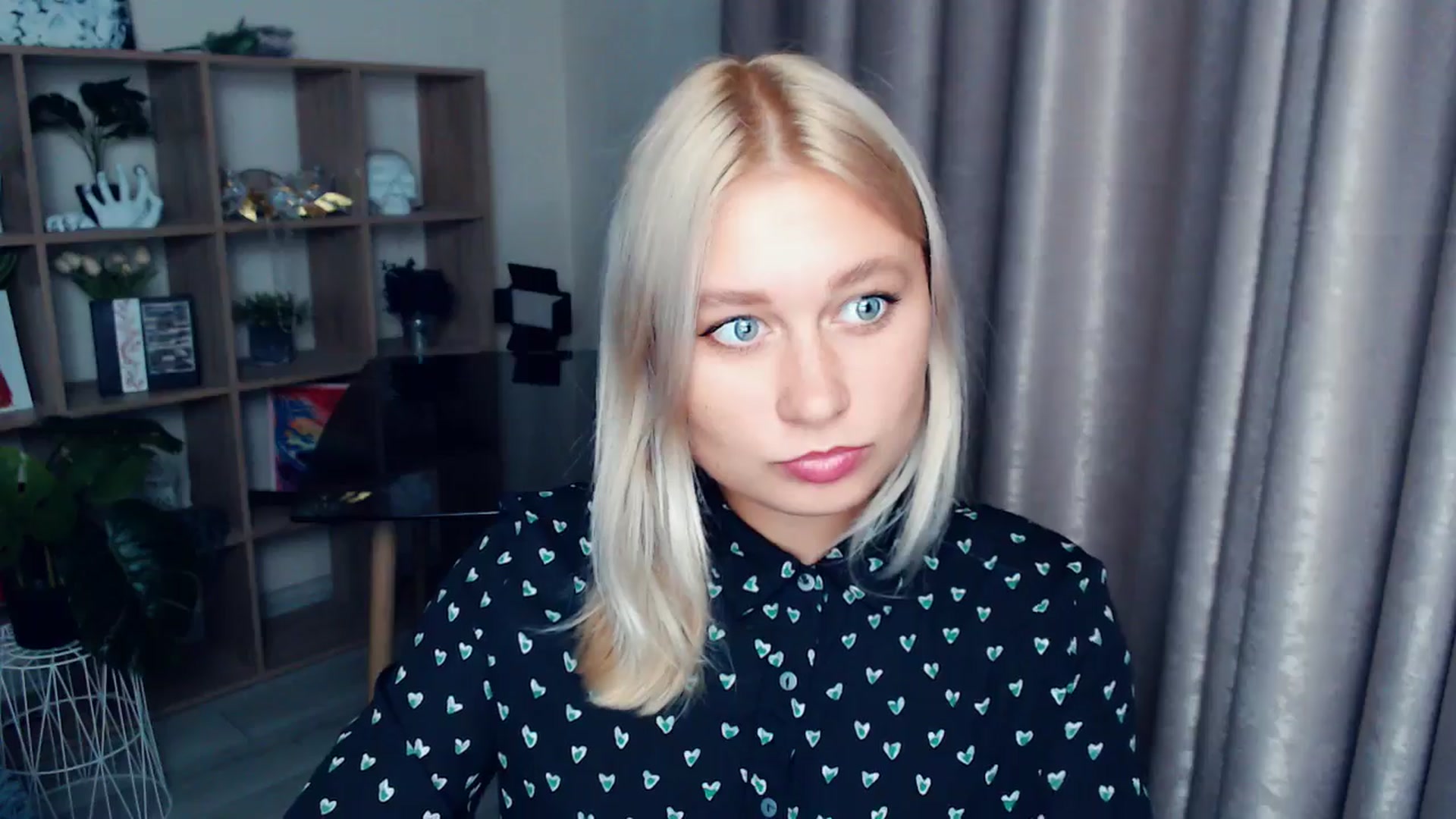 Gallery image thumbnail from Kukla_kolduna's myfreecams stream on, 10/17/2025, 17:32 image 16 of 20