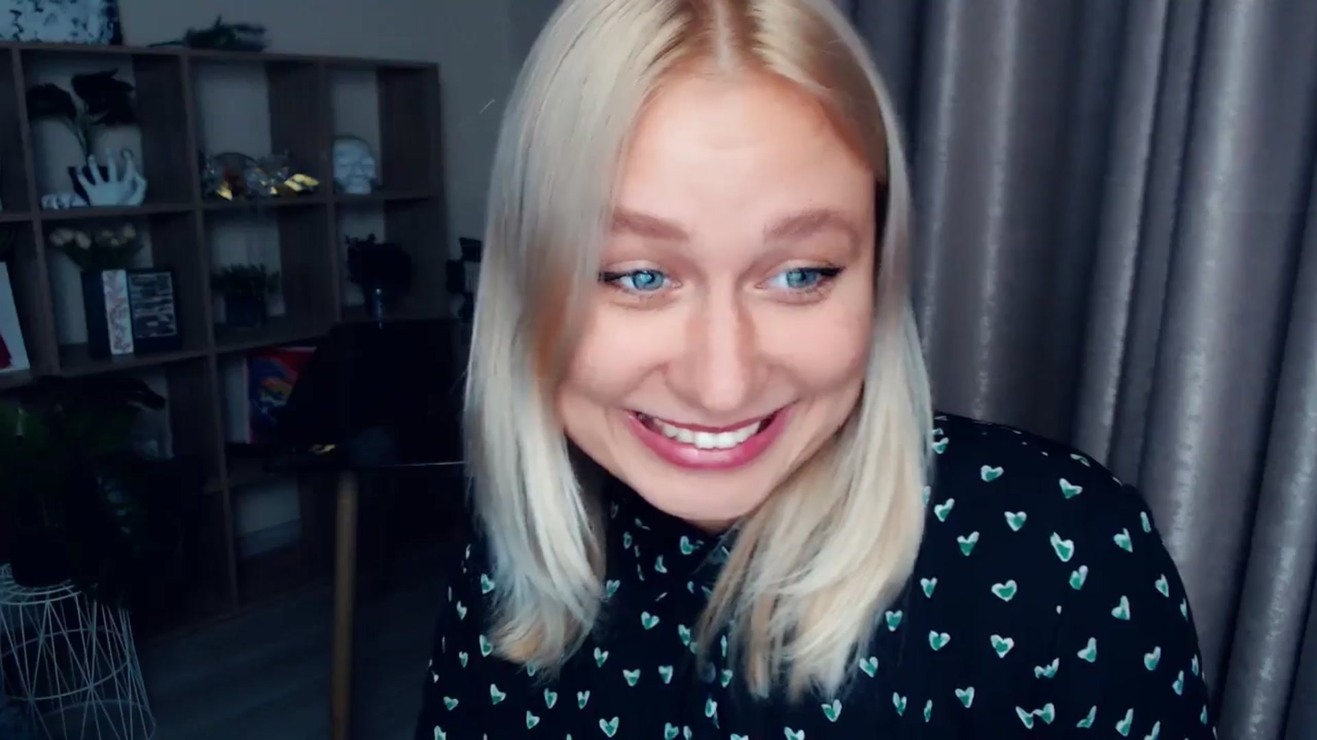 Gallery image thumbnail from Kukla_kolduna's myfreecams stream on, 10/17/2025, 17:32 image 9 of 20