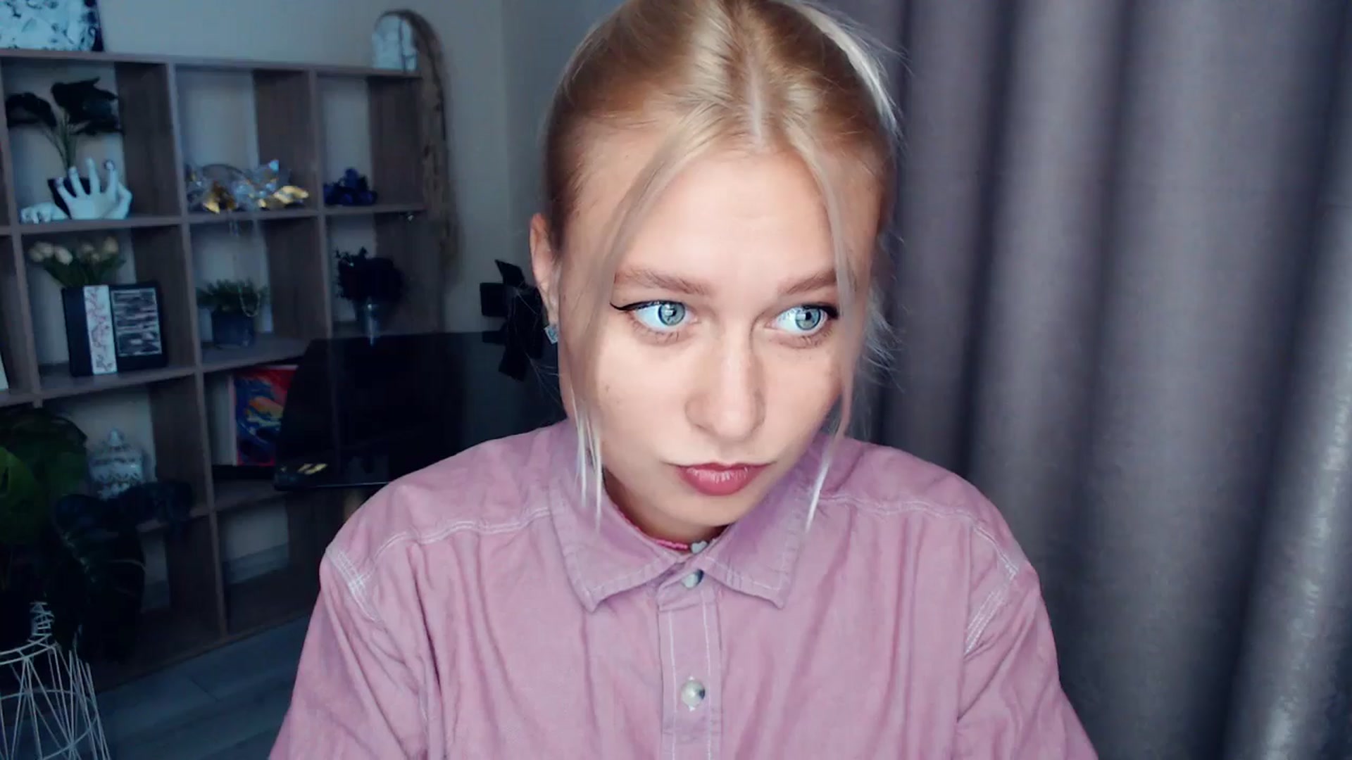 Gallery image thumbnail from Kukla_kolduna's myfreecams stream on, 10/18/2025, 15:33 image 2 of 20