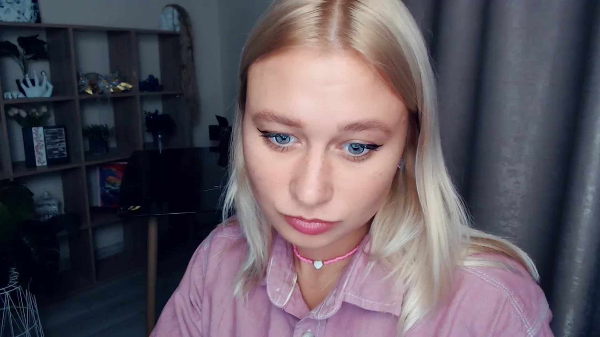 Gallery image thumbnail from Kukla_kolduna's myfreecams stream on, 10/18/2025, 16:57 image 18 of 20