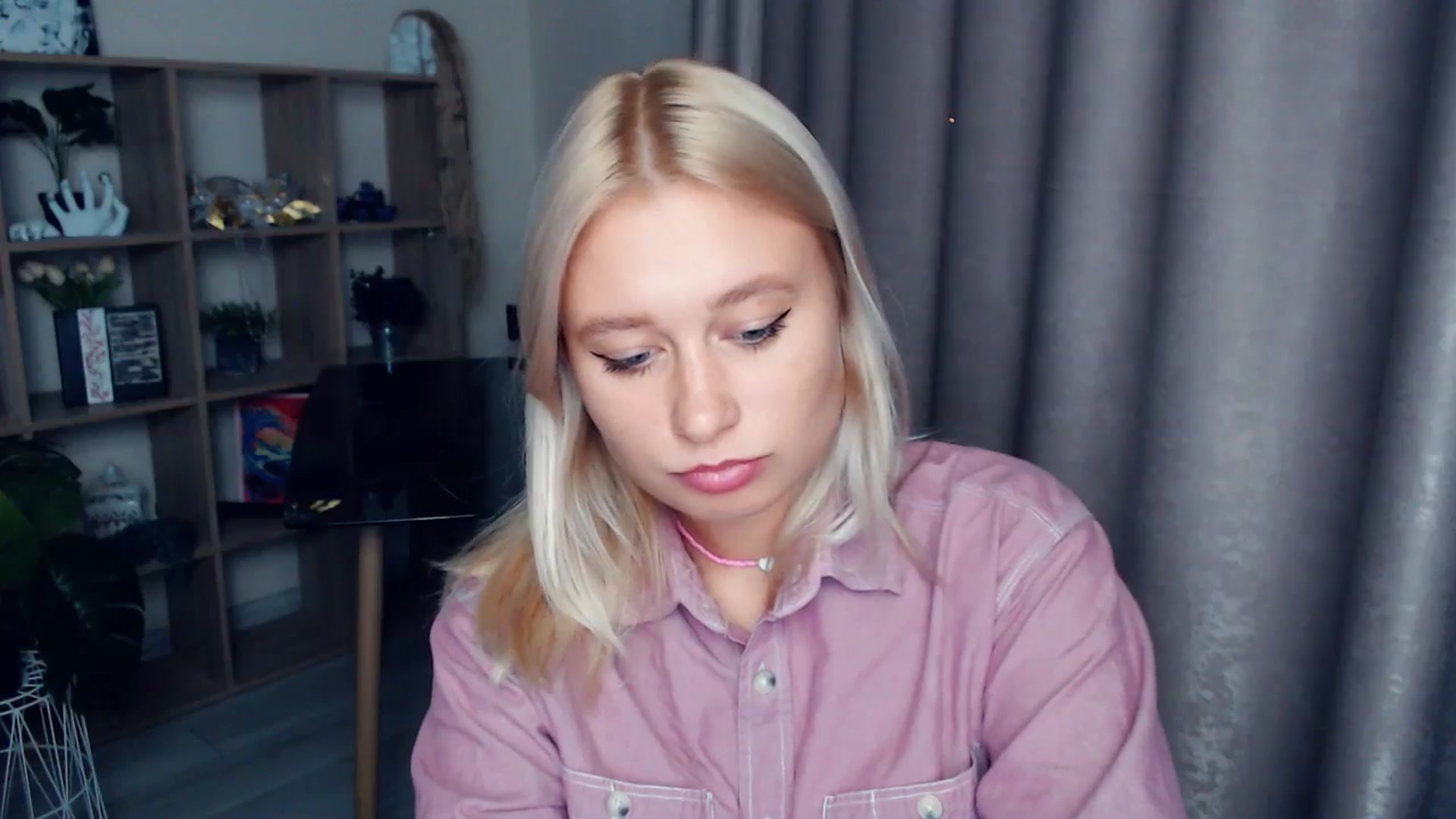 Gallery image thumbnail from Kukla_kolduna's myfreecams stream on, 10/18/2025, 16:57 image 7 of 20