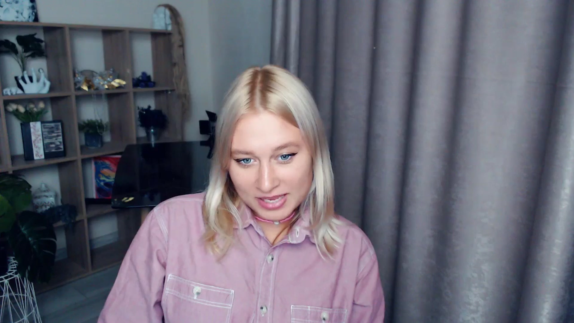 Gallery image thumbnail from Kukla_kolduna's myfreecams stream on, 10/18/2025, 17:43 image 12 of 20