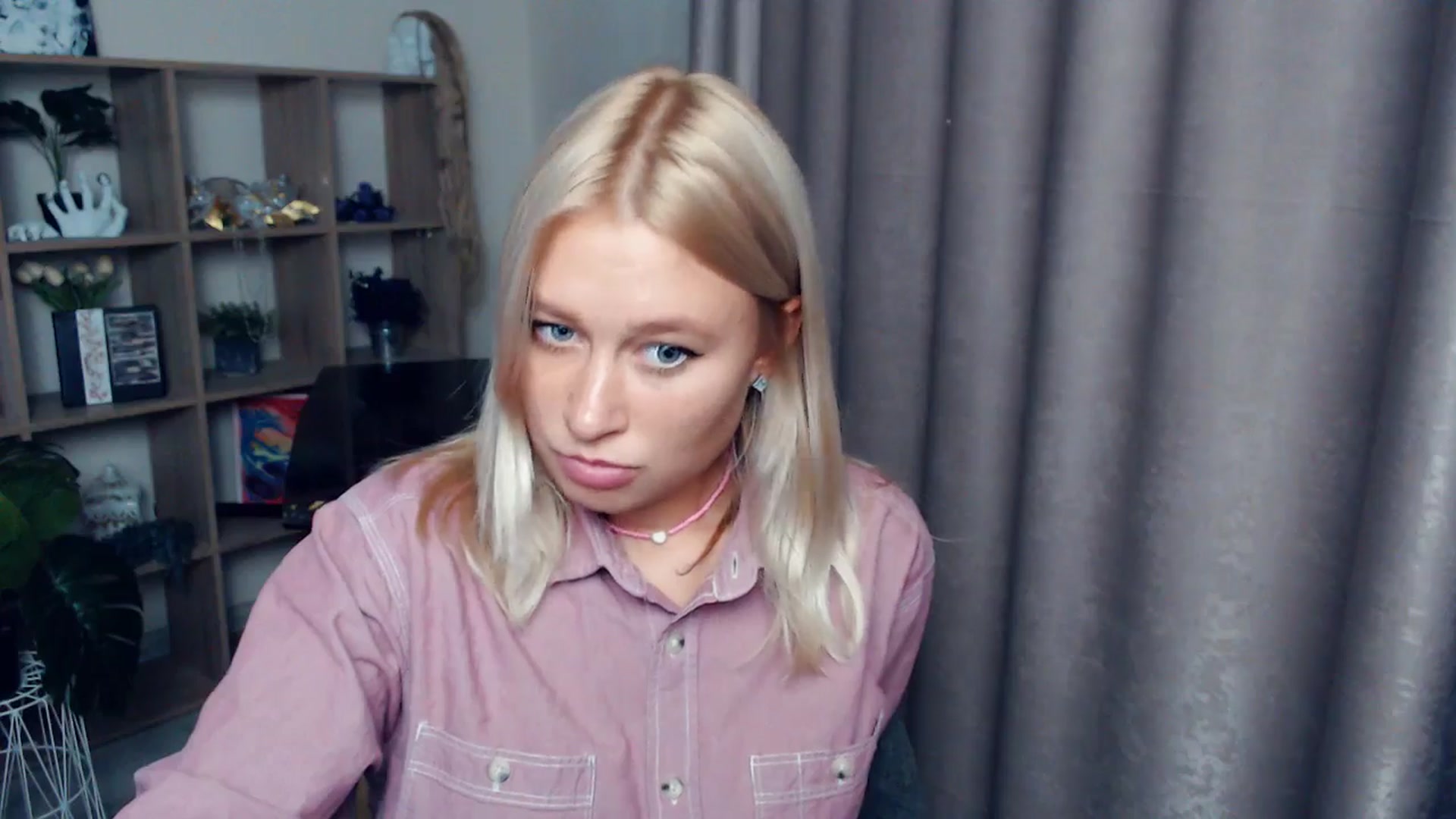 Gallery image thumbnail from Kukla_kolduna's myfreecams stream on, 10/18/2025, 17:43 image 18 of 20