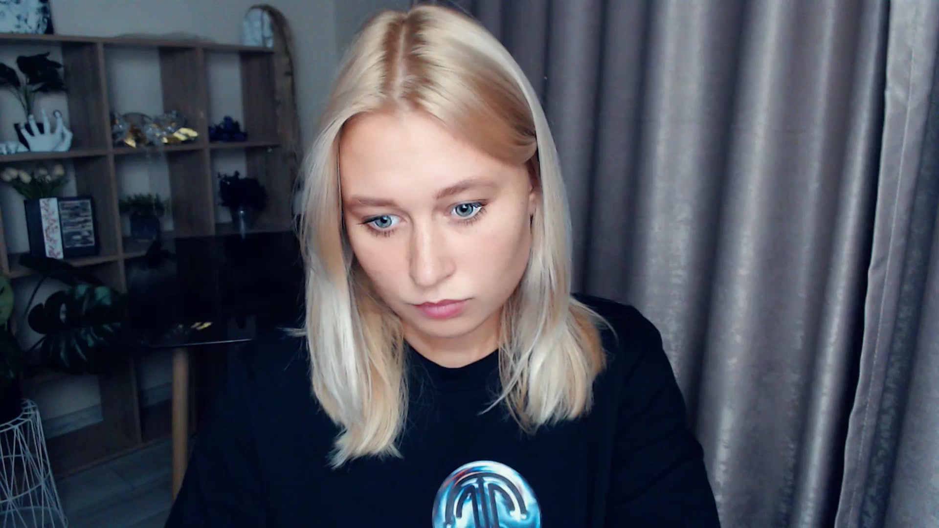 Gallery image thumbnail from Kukla_kolduna's myfreecams stream on, 10/19/2025, 15:41 image 1 of 20