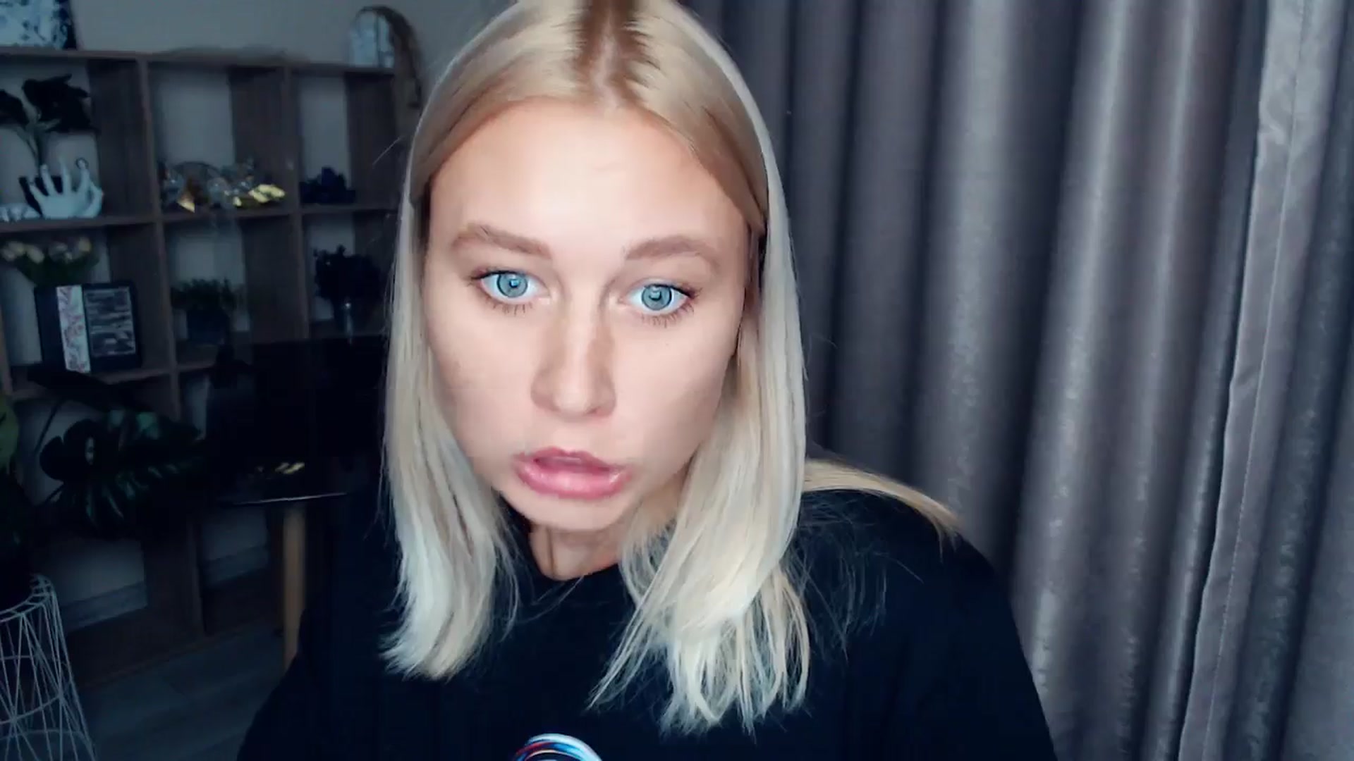 Gallery image thumbnail from Kukla_kolduna's myfreecams stream on, 10/19/2025, 16:36 image 14 of 20