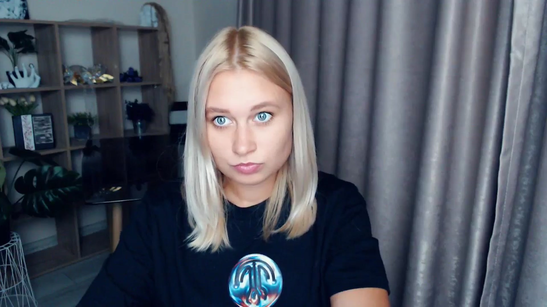 Gallery image thumbnail from Kukla_kolduna's myfreecams stream on, 10/19/2025, 17:30 image 11 of 20
