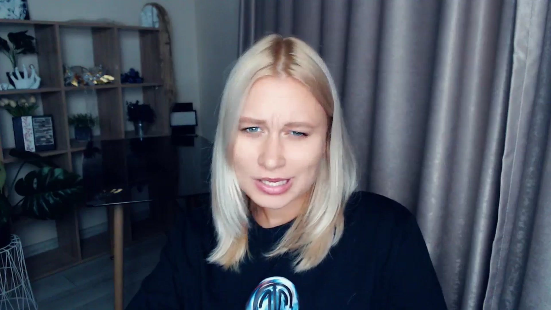 Gallery image thumbnail from Kukla_kolduna's myfreecams stream on, 10/19/2025, 17:30 image 17 of 20