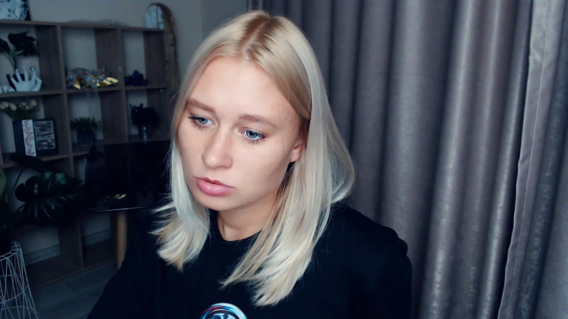 Gallery image thumbnail from Kukla_kolduna's myfreecams stream on, 10/19/2025, 17:30 image 20 of 20