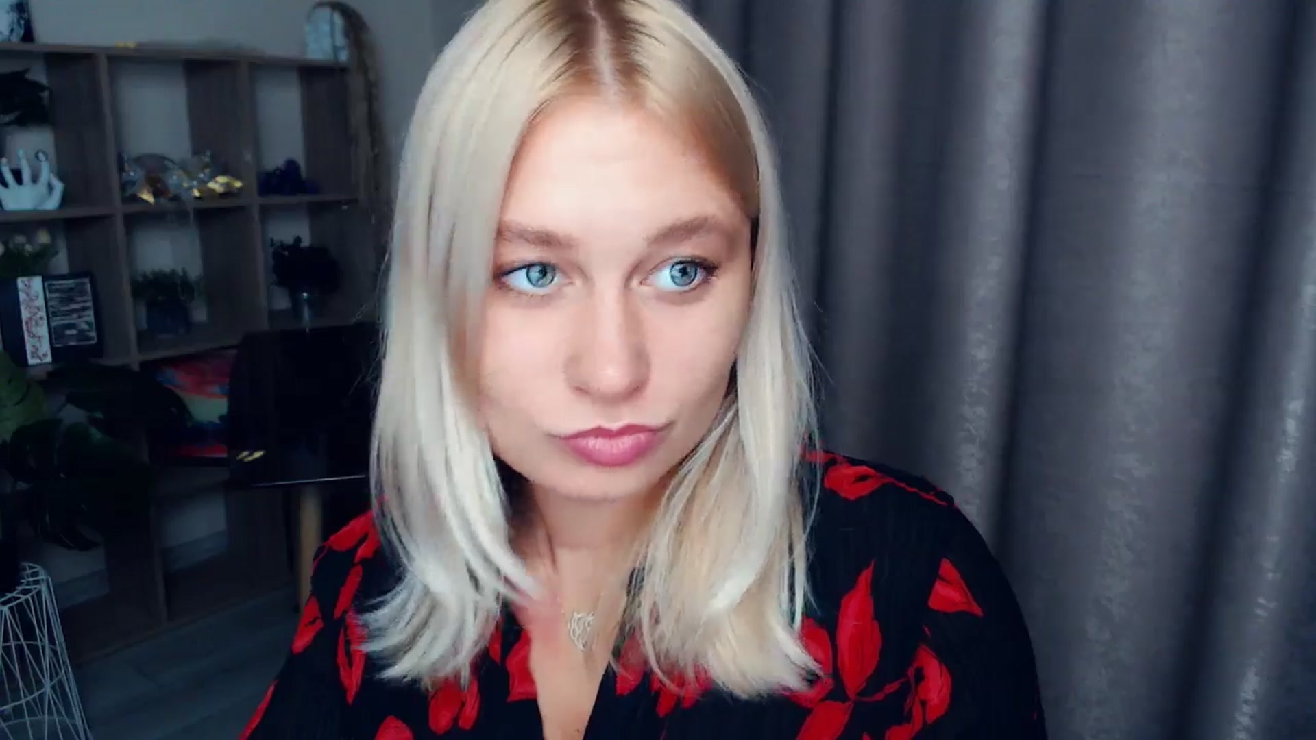 Gallery image thumbnail from Kukla_kolduna's myfreecams stream on, 10/23/2025, 16:26 image 5 of 20