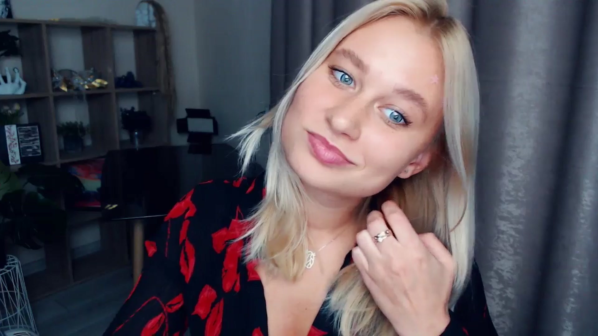 Gallery image thumbnail from Kukla_kolduna's myfreecams stream on, 10/23/2025, 18:04 image 15 of 20