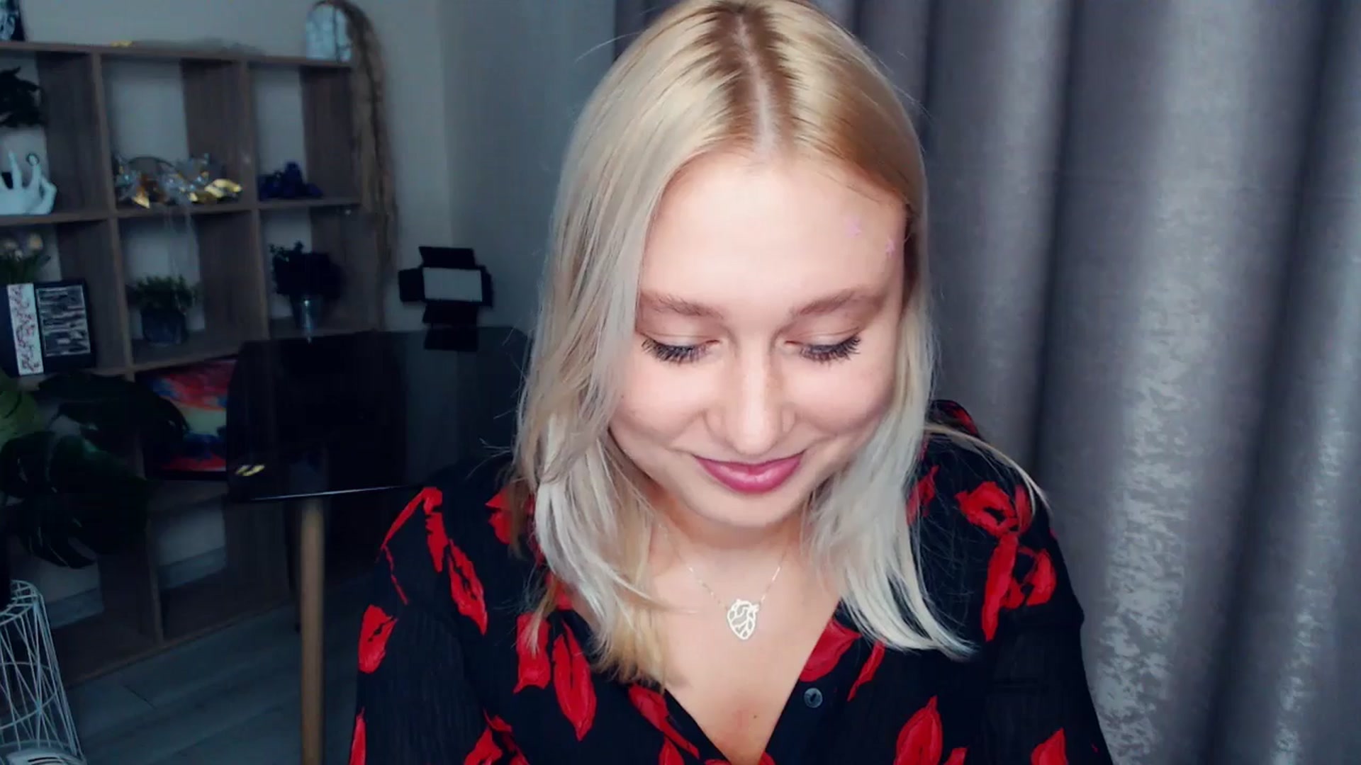 Gallery image thumbnail from Kukla_kolduna's myfreecams stream on, 10/23/2025, 18:04 image 19 of 20