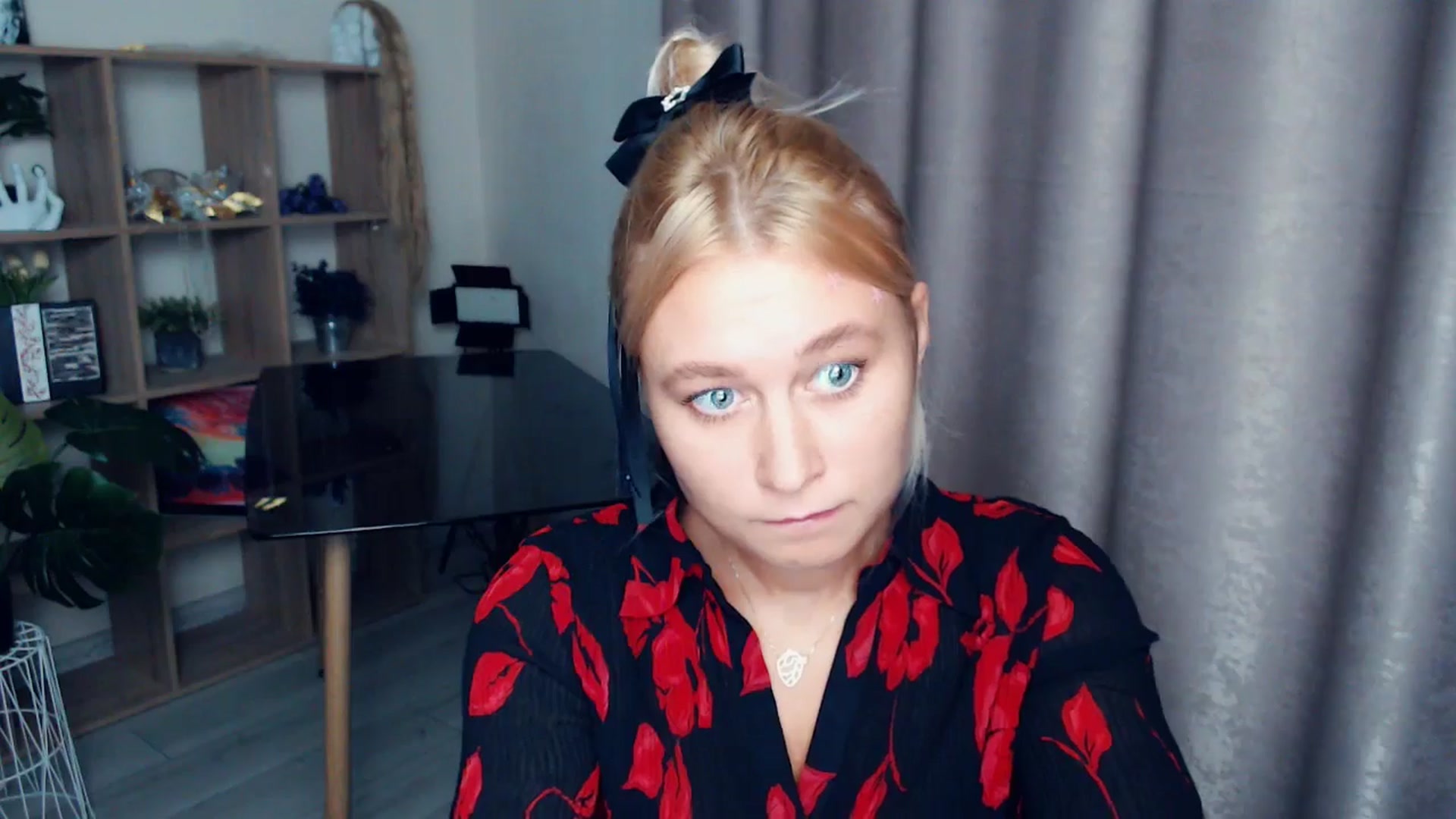 Gallery image thumbnail from Kukla_kolduna's myfreecams stream on, 10/23/2025, 18:04 image 4 of 20