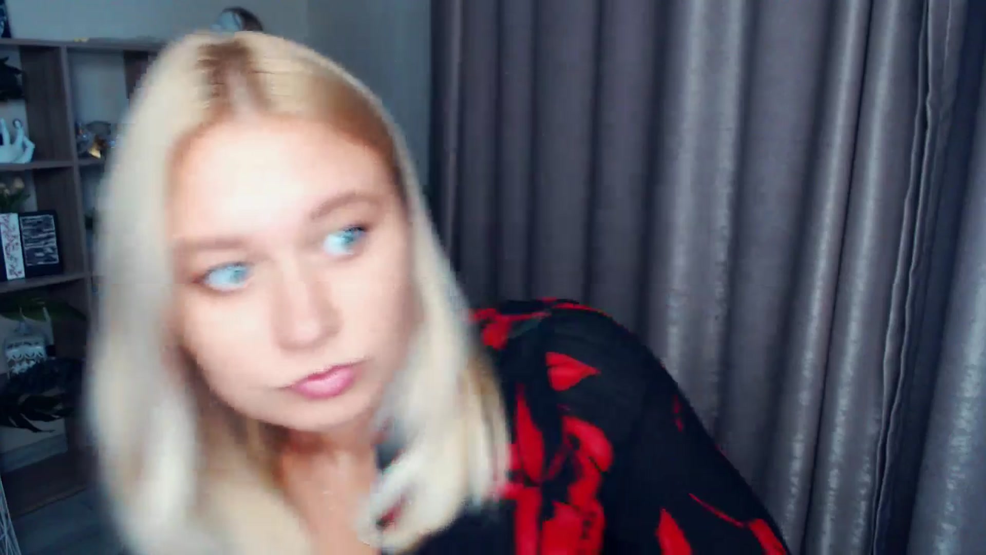 Gallery image thumbnail from Kukla_kolduna's myfreecams stream on, 10/24/2025, 15:07 image 3 of 20