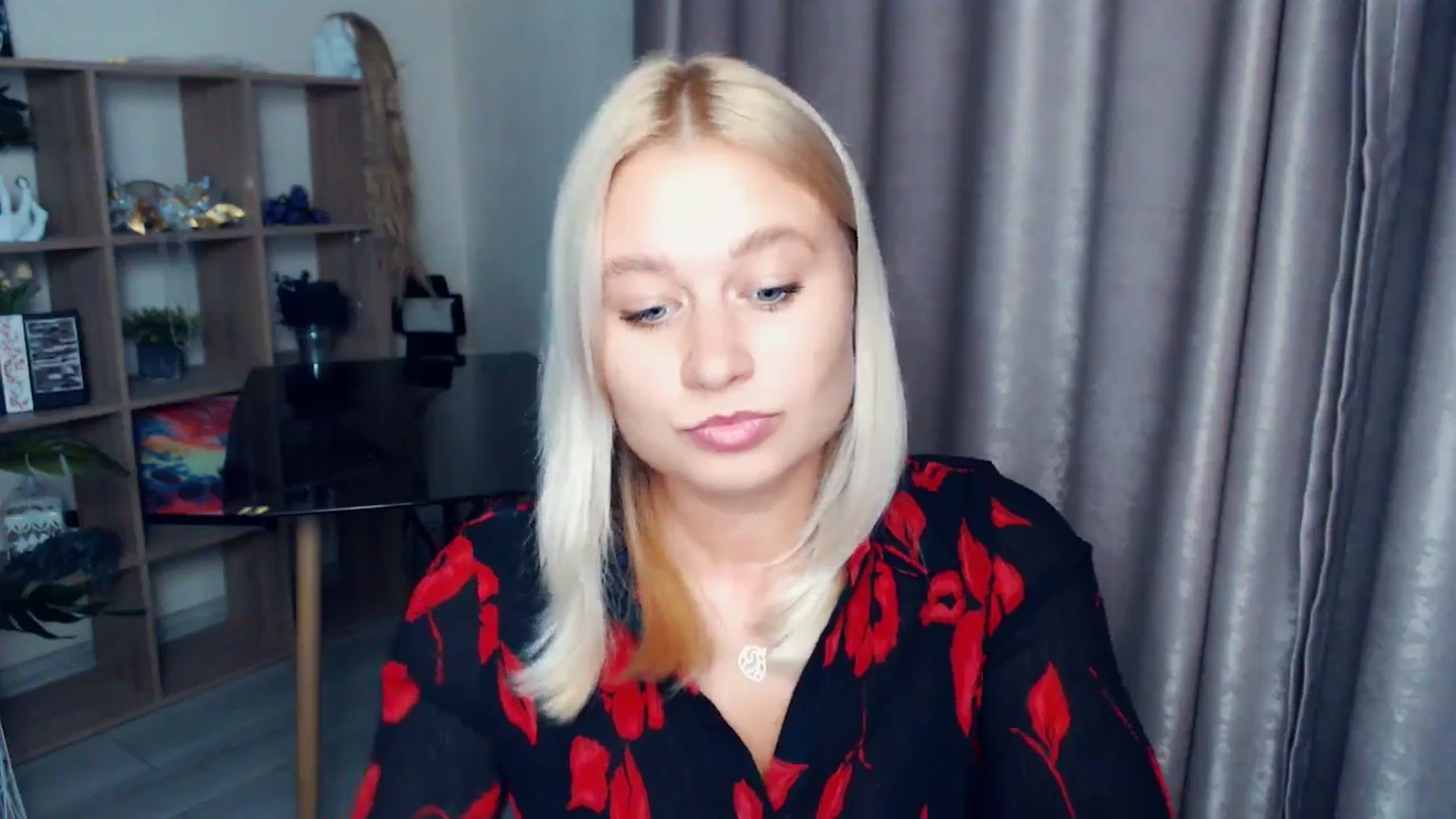 Gallery image thumbnail from Kukla_kolduna's myfreecams stream on, 10/24/2025, 15:07 image 12 of 20