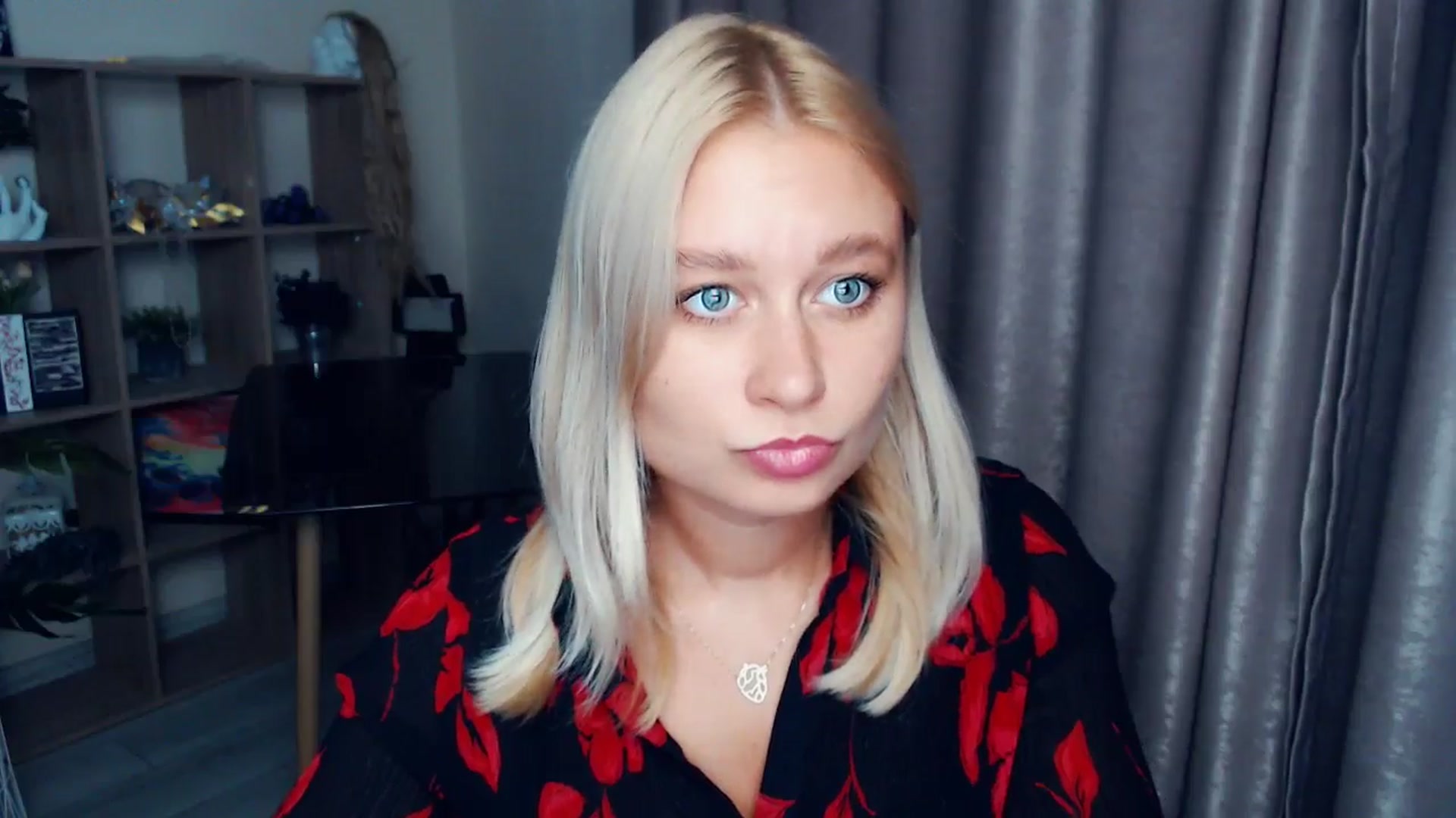 Gallery image thumbnail from Kukla_kolduna's myfreecams stream on, 10/24/2025, 15:07 image 8 of 20