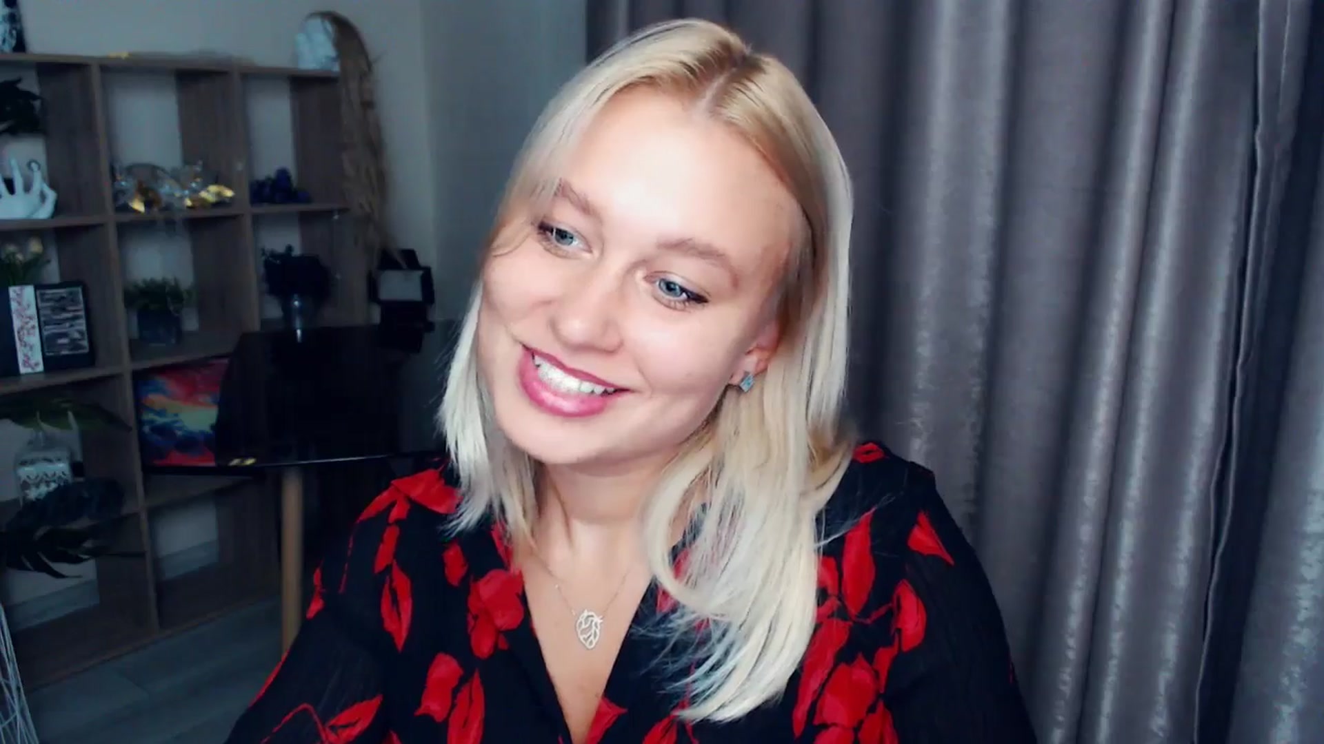 Gallery image thumbnail from Kukla_kolduna's myfreecams stream on, 10/24/2025, 16:59 image 8 of 20