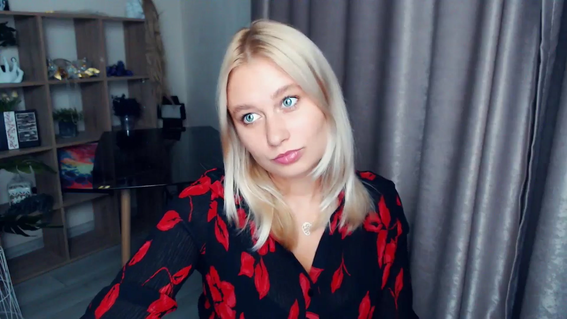 Gallery image thumbnail from Kukla_kolduna's myfreecams stream on, 10/24/2025, 17:53 image 11 of 20