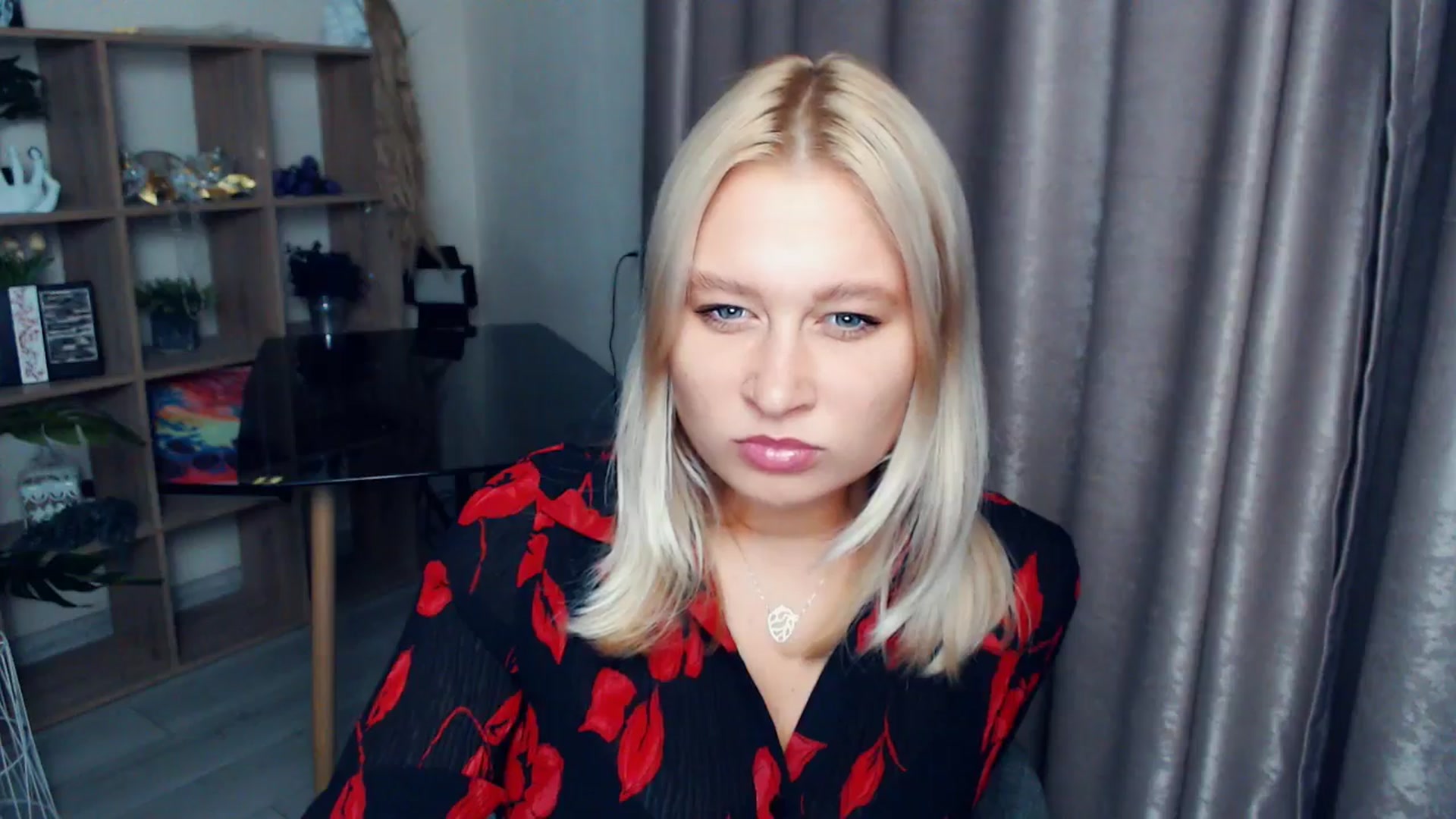 Gallery image thumbnail from Kukla_kolduna's myfreecams stream on, 10/24/2025, 17:53 image 6 of 20