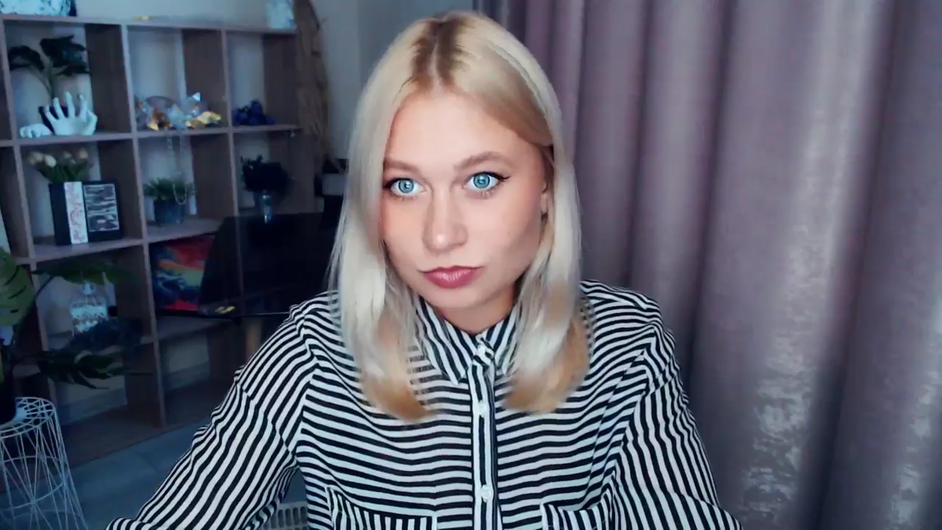 Gallery image thumbnail from Kukla_kolduna's myfreecams stream on, 10/25/2025, 14:55 image 2 of 20
