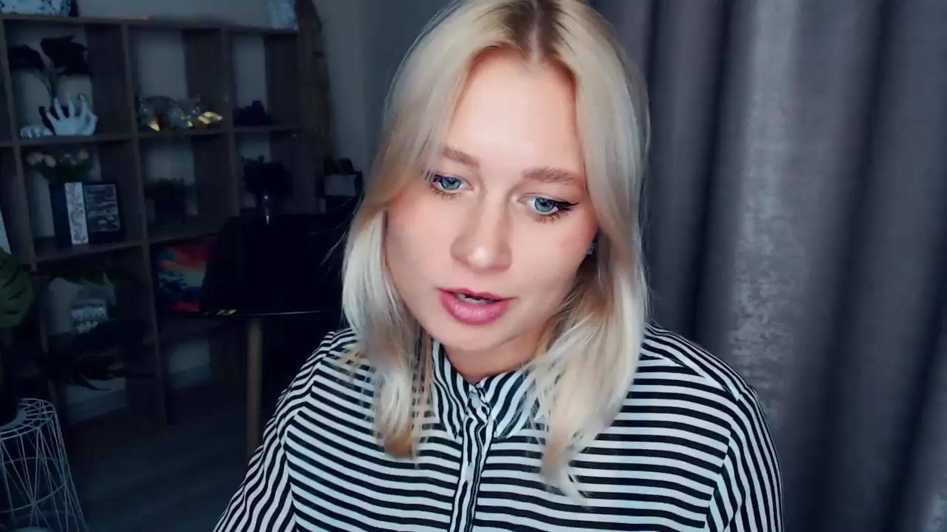 Gallery image thumbnail from Kukla_kolduna's myfreecams stream on, 10/25/2025, 16:45 image 11 of 20