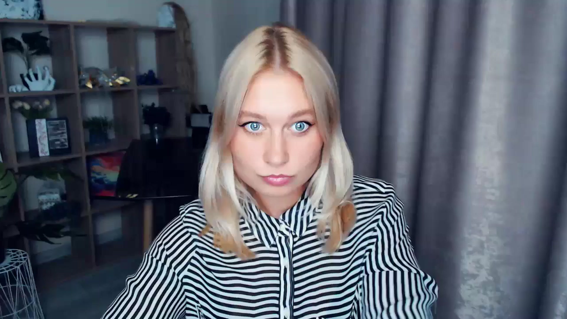 Gallery image thumbnail from Kukla_kolduna's myfreecams stream on, 10/25/2025, 18:16 image 19 of 20