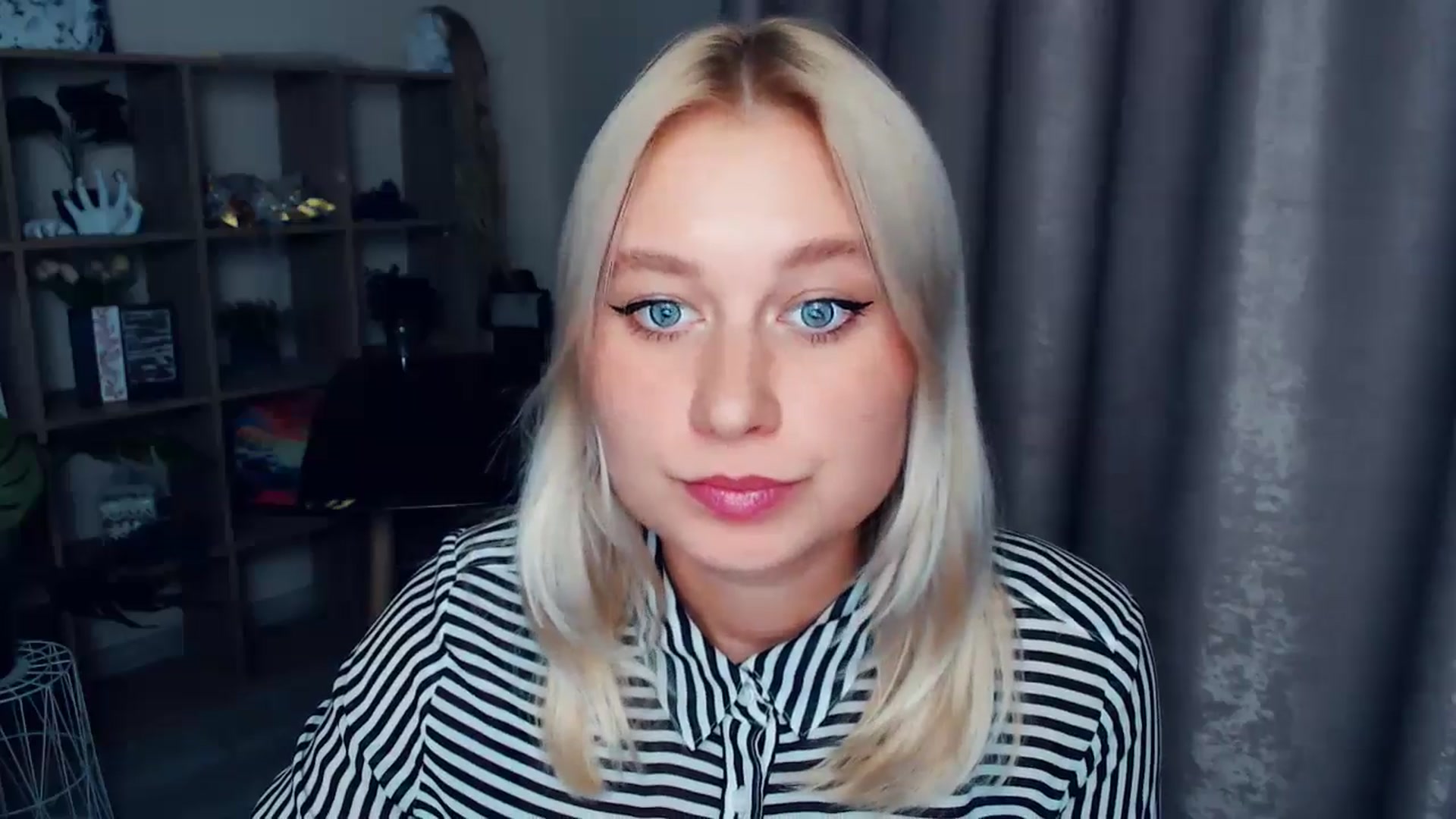 Gallery image thumbnail from Kukla_kolduna's myfreecams stream on, 10/25/2025, 18:16 image 2 of 20