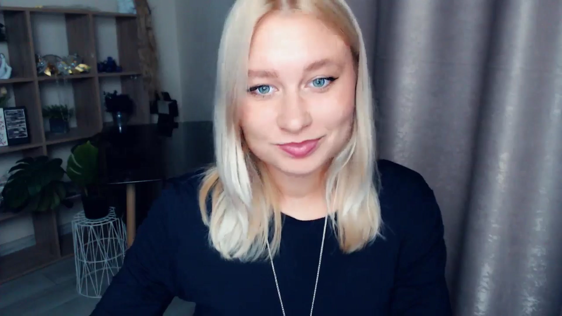 Gallery image thumbnail from Kukla_kolduna's myfreecams stream on, 10/26/2025, 16:36 image 7 of 20