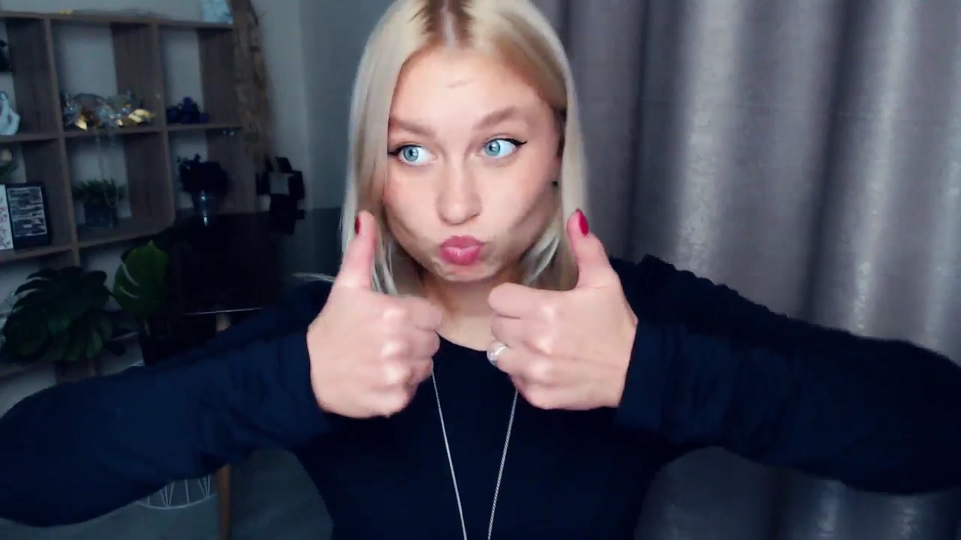 Gallery image thumbnail from Kukla_kolduna's myfreecams stream on, 10/26/2025, 16:36 image 10 of 20